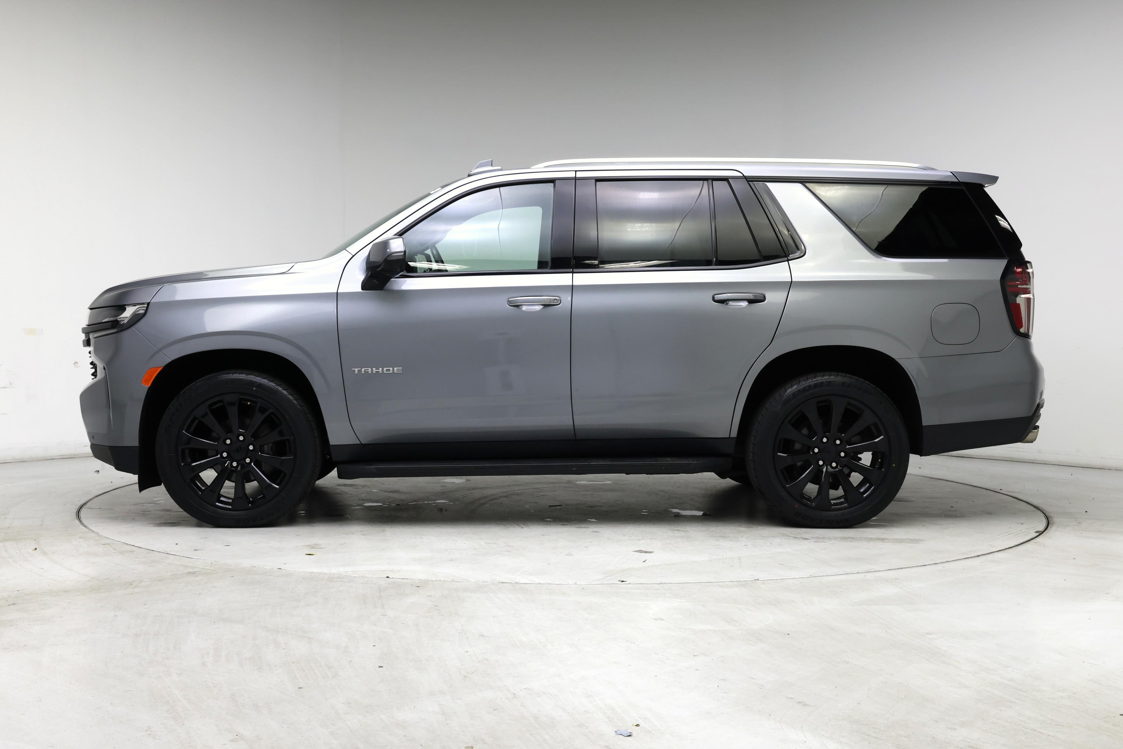 Thumbnail: 2021 Chevrolet Tahoe - 3