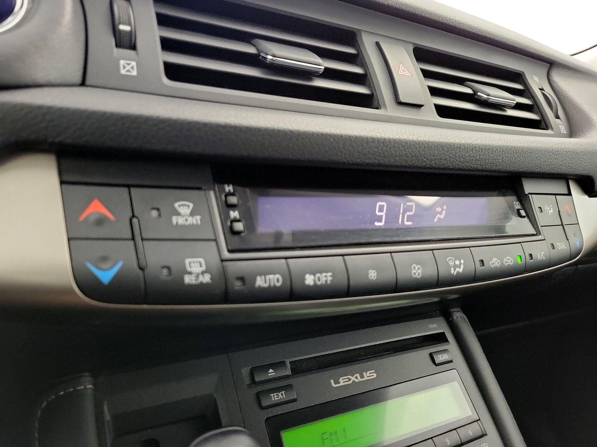 Thumbnail: 2015 Lexus CT - 16