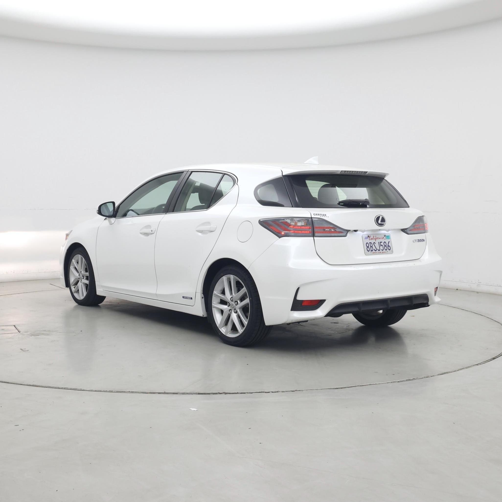Thumbnail: 2015 Lexus CT - 2