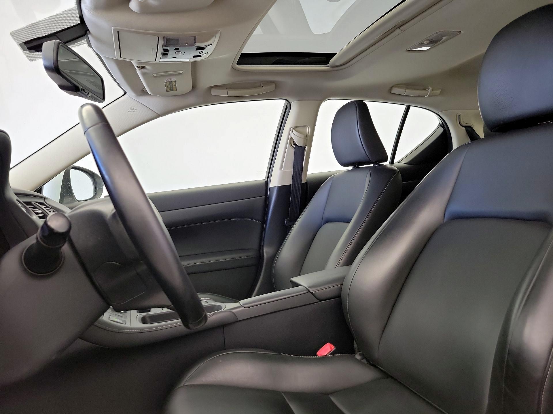 Thumbnail: 2015 Lexus CT - 19