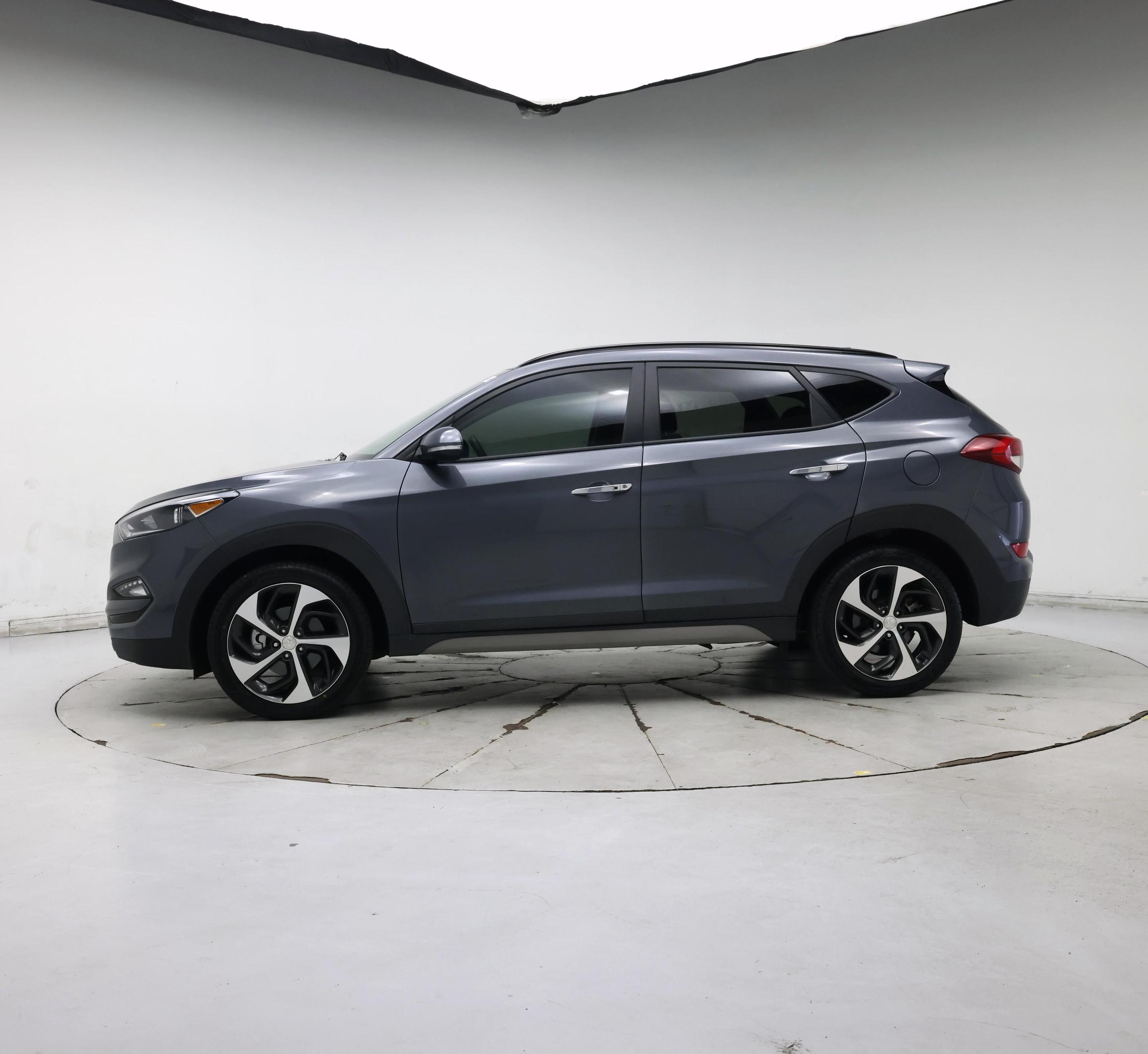 Thumbnail: 2018 Hyundai Tucson - 3