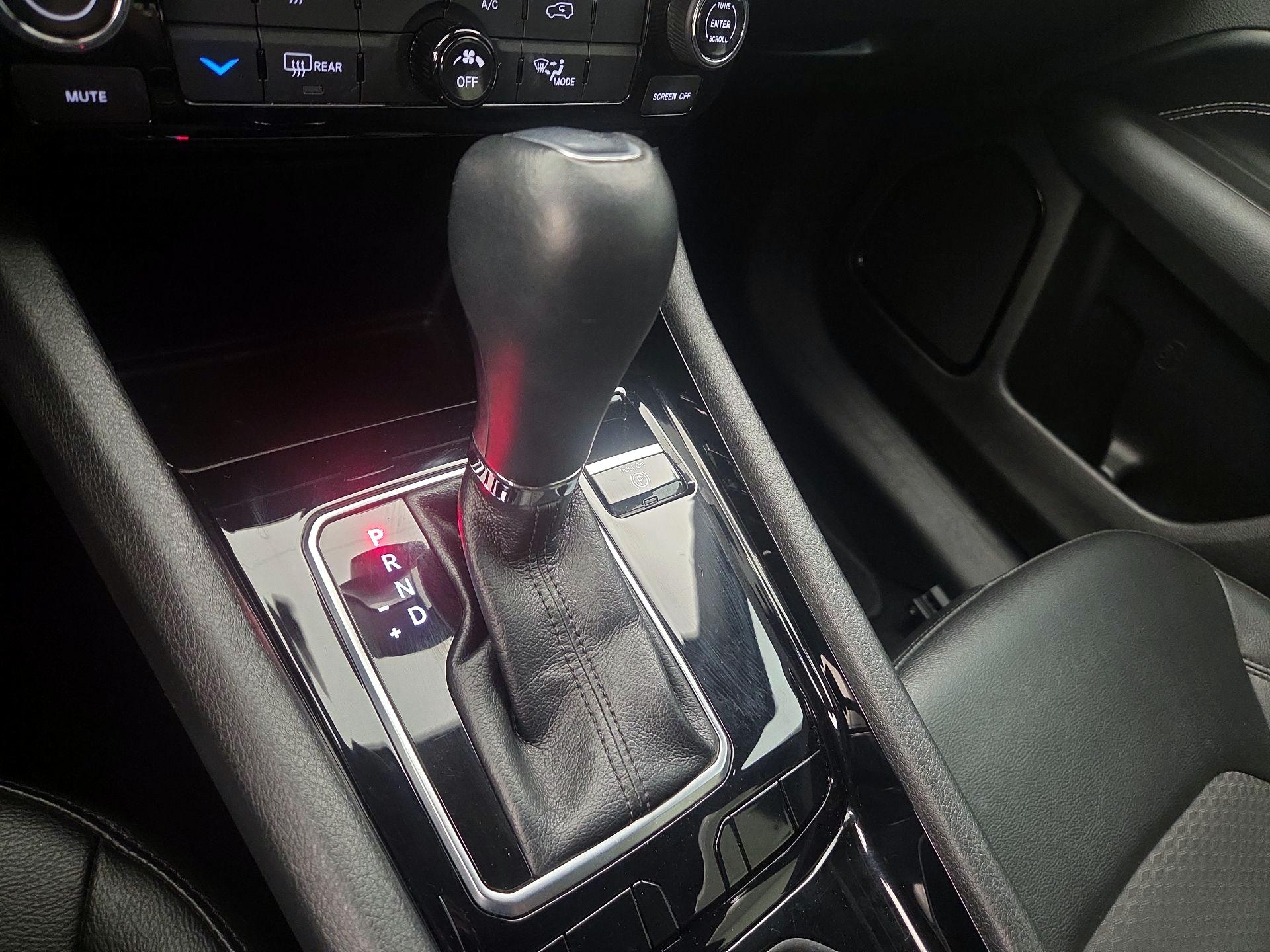 Thumbnail: 2022 Jeep Compass - 17