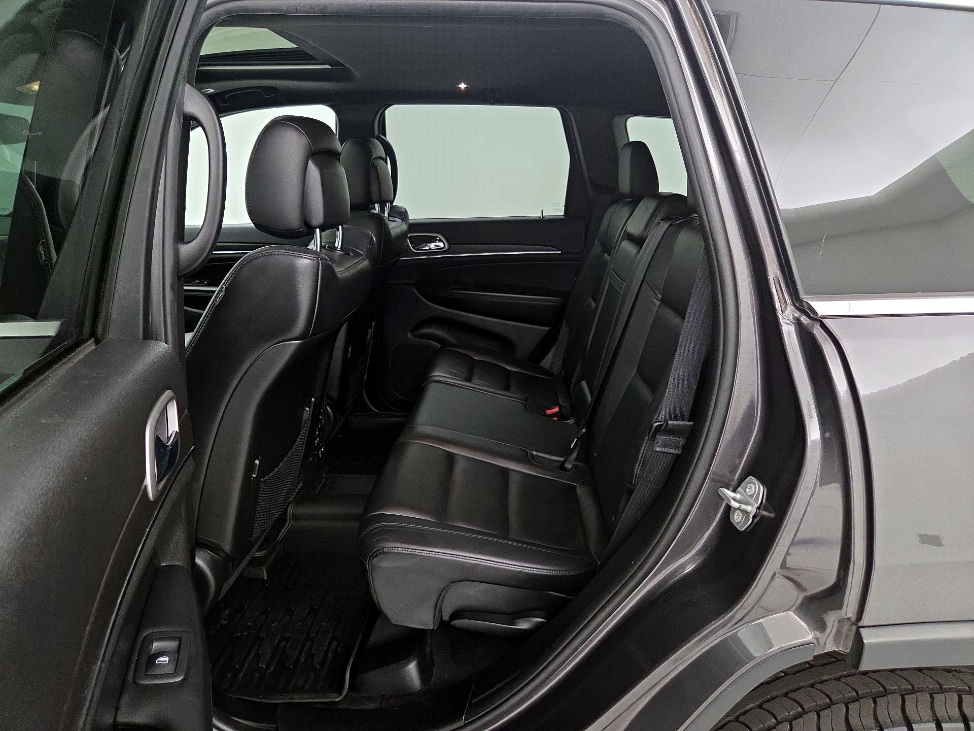 Thumbnail: 2018 Jeep Grand Cherokee - 20