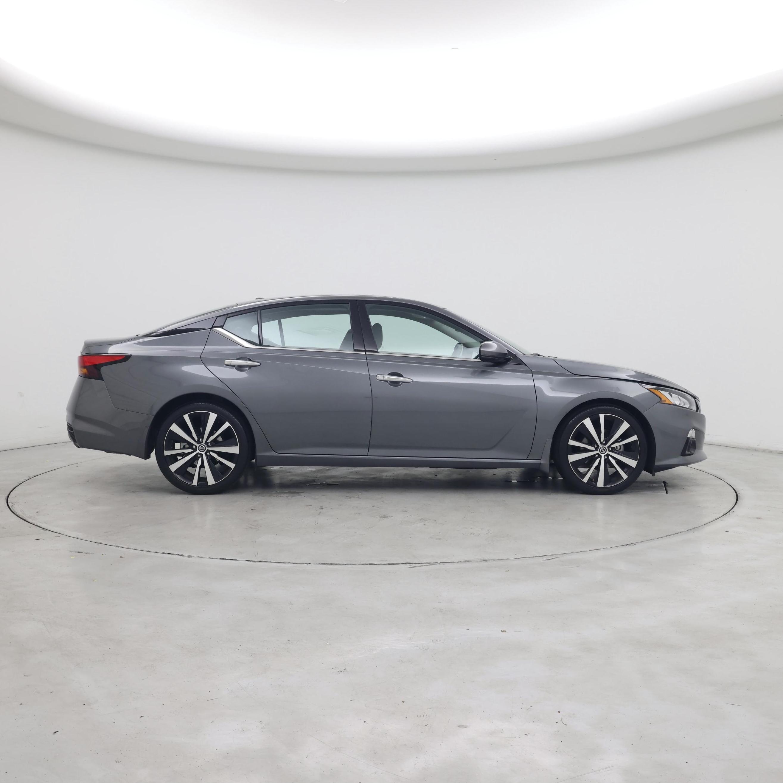 Thumbnail: 2019 Nissan Altima - 7