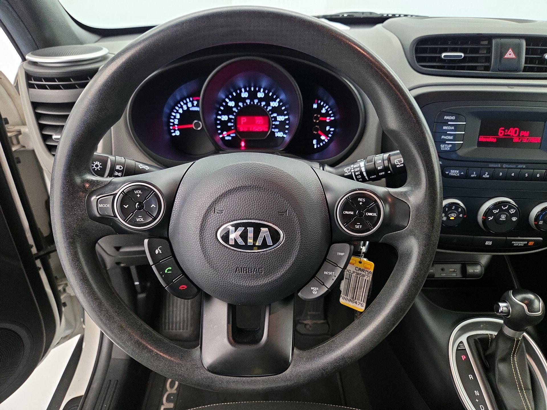 Thumbnail: 2015 Kia Soul - 10