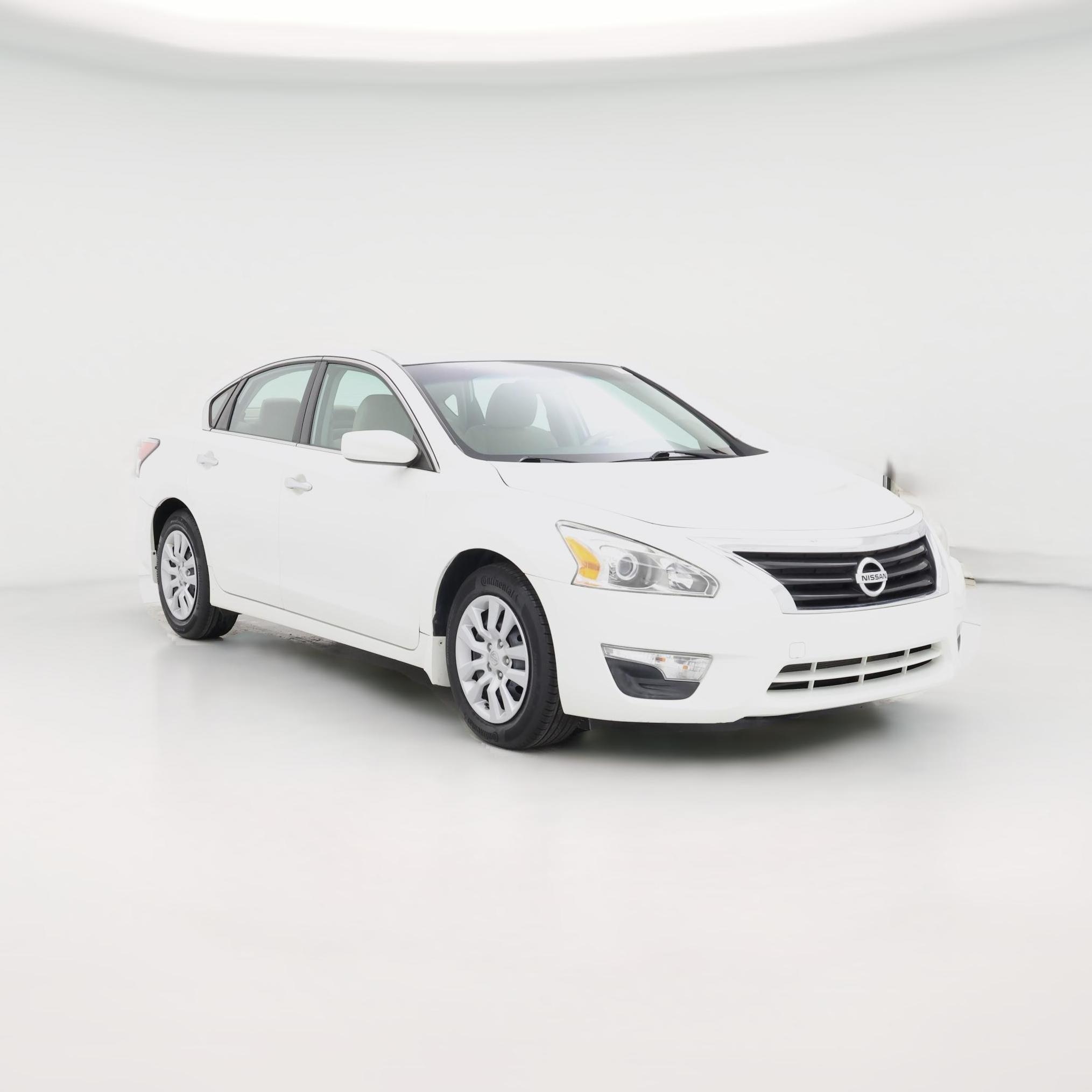 Thumbnail: 2015 Nissan Altima - 1