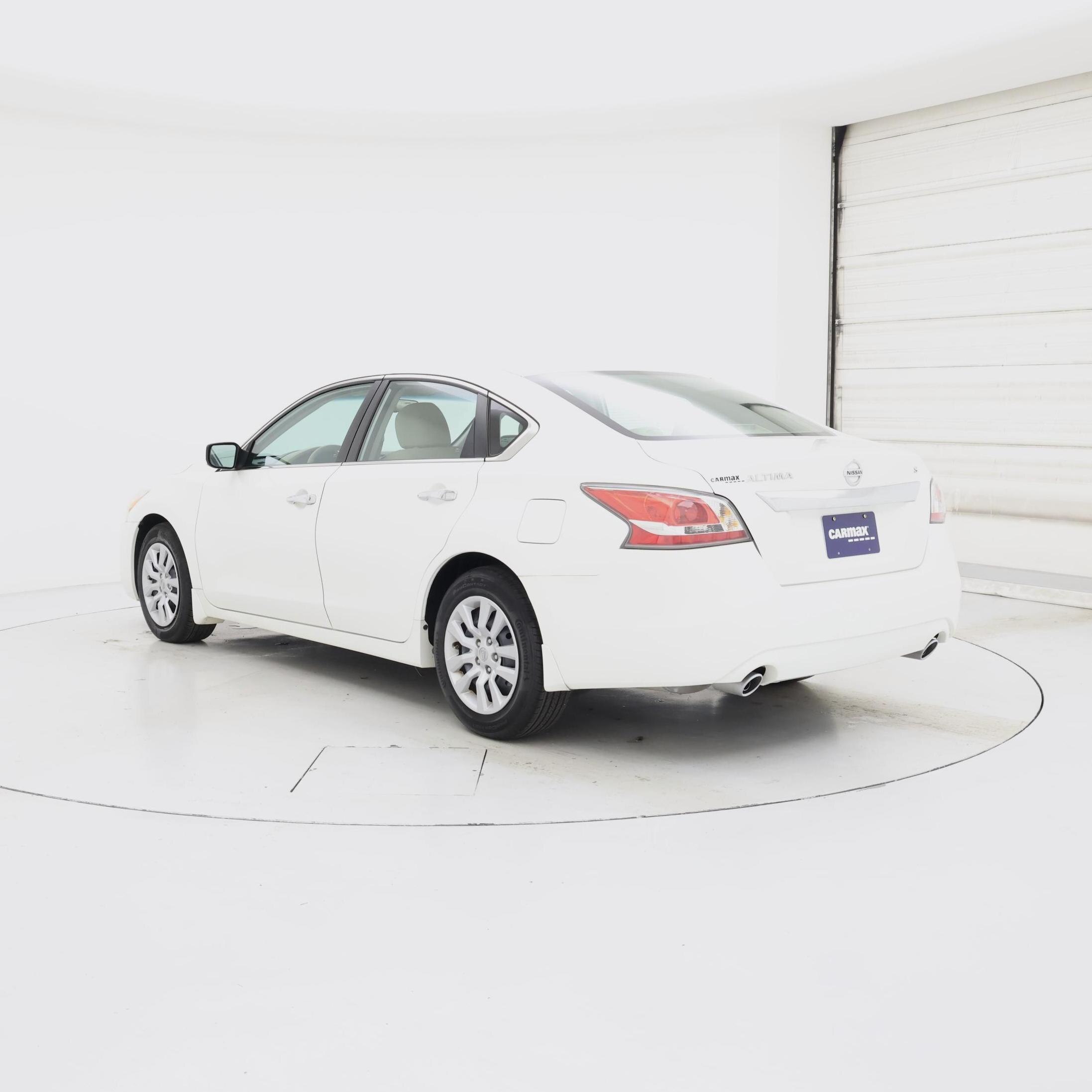 Thumbnail: 2015 Nissan Altima - 2