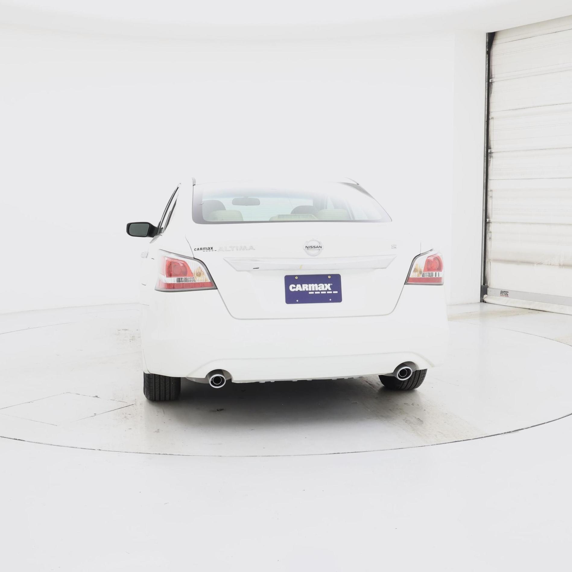 Thumbnail: 2015 Nissan Altima - 6