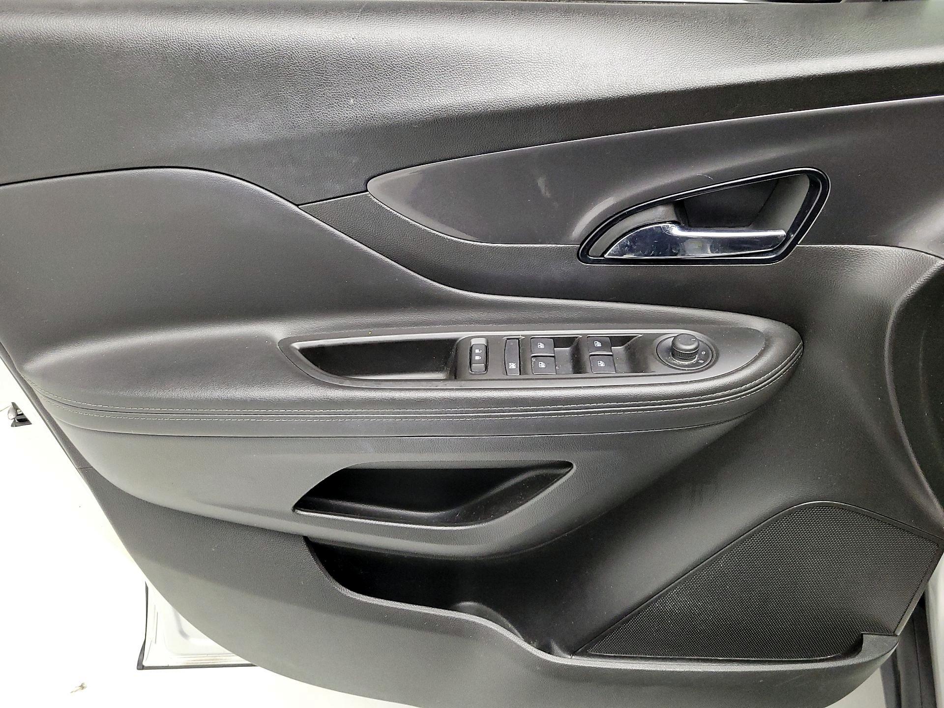 Thumbnail: 2020 Buick Encore - 12