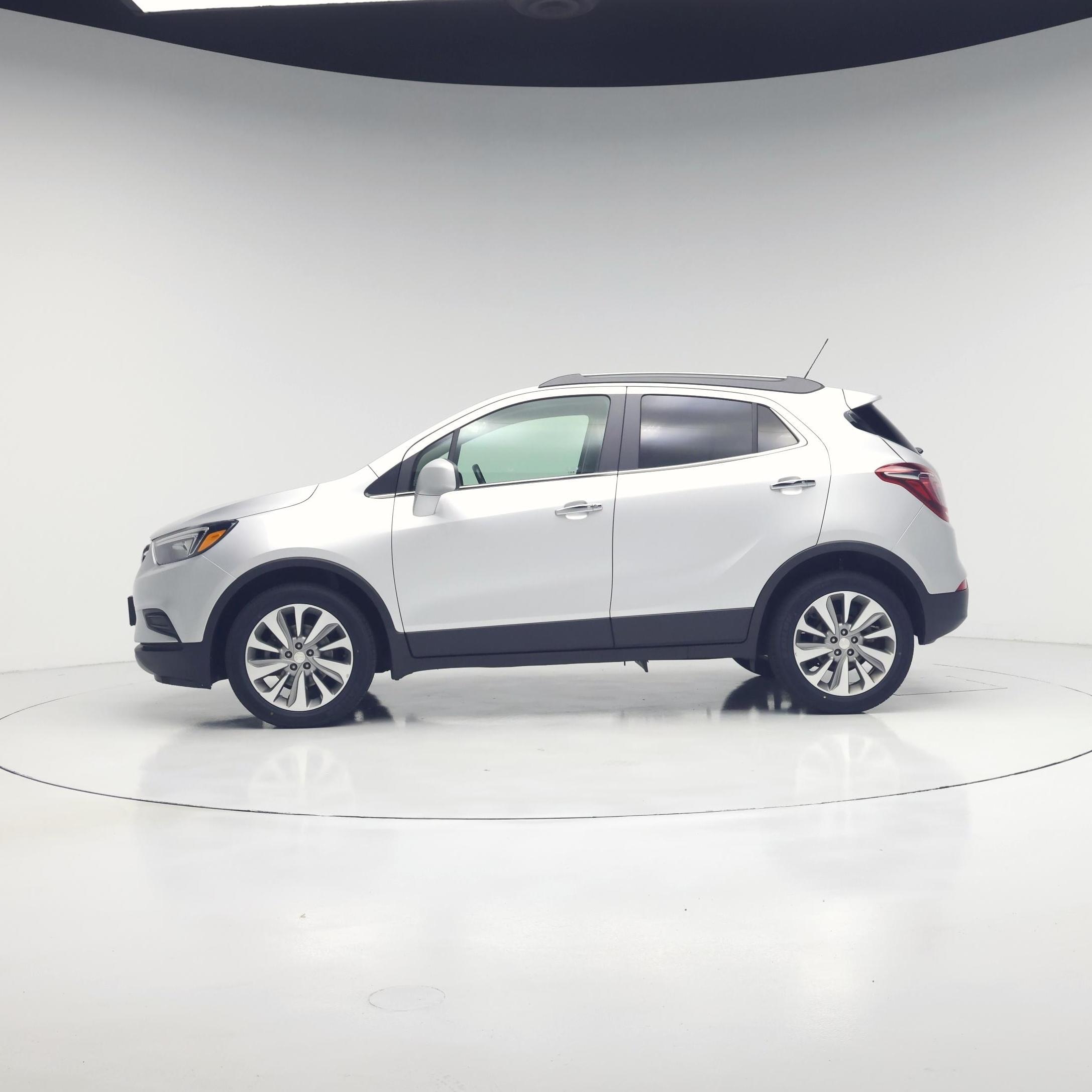 Thumbnail: 2020 Buick Encore - 3