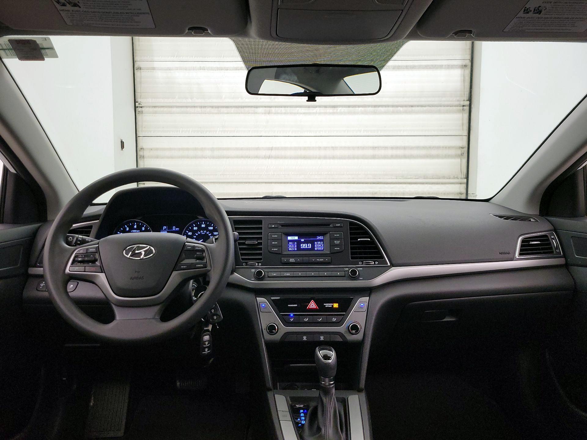 Thumbnail: 2018 Hyundai Elantra - 9