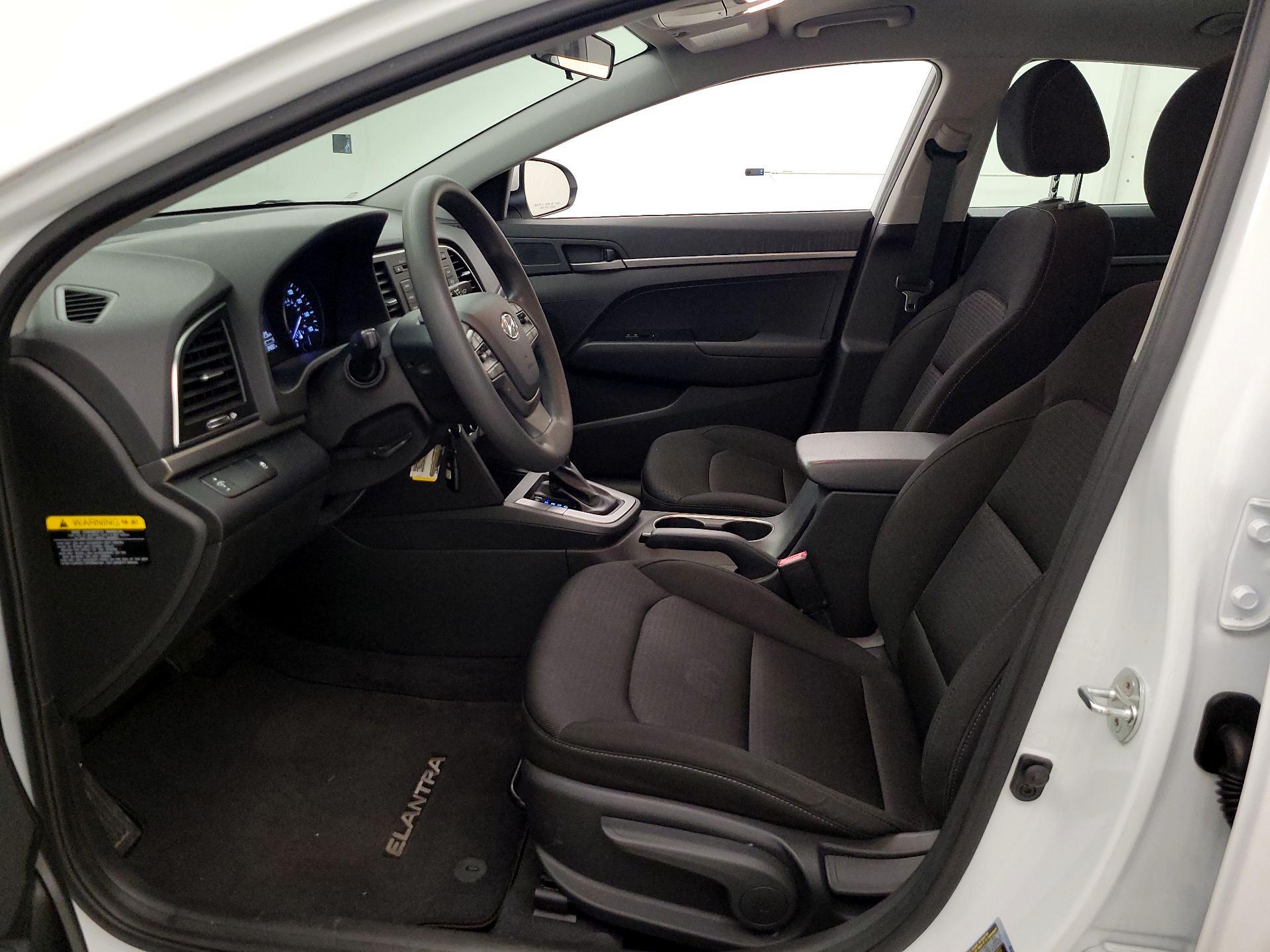 Thumbnail: 2018 Hyundai Elantra - 11