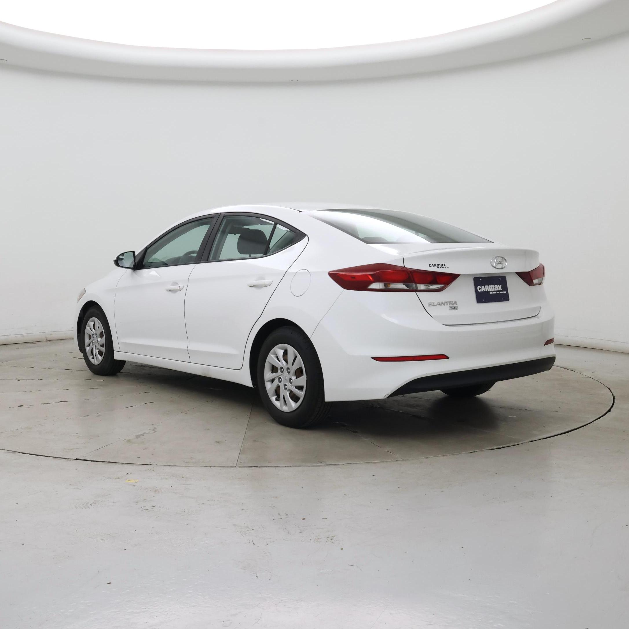 Thumbnail: 2018 Hyundai Elantra - 2