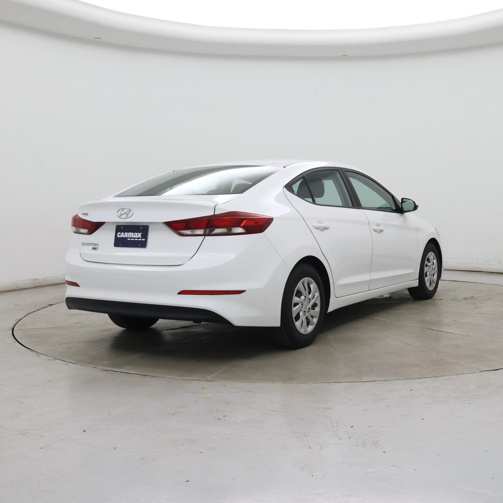 Thumbnail: 2018 Hyundai Elantra - 8