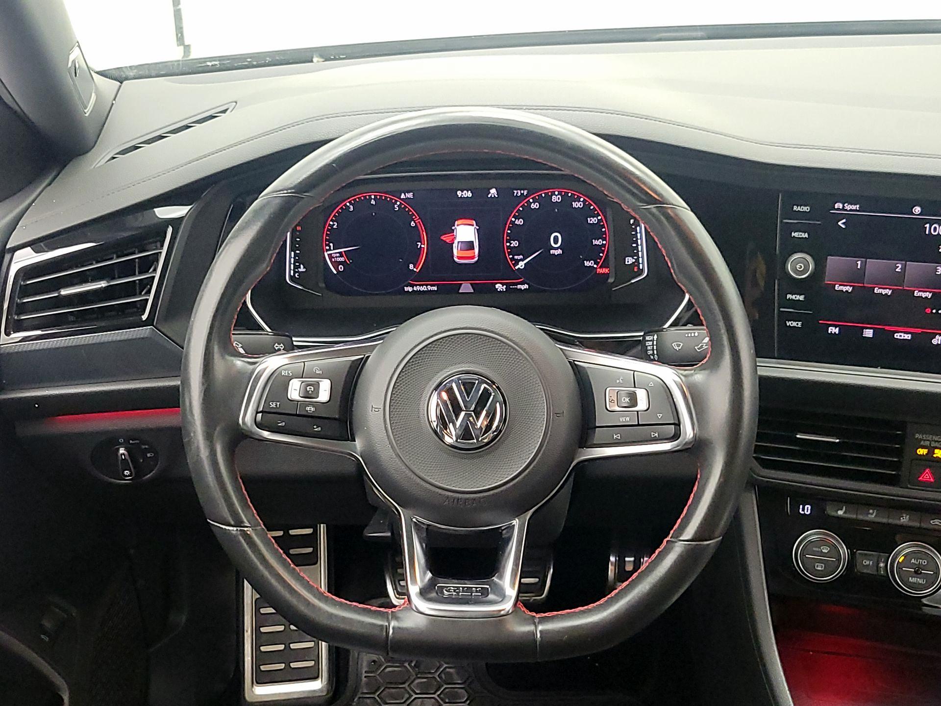 Thumbnail: 2021 Volkswagen Jetta - 10