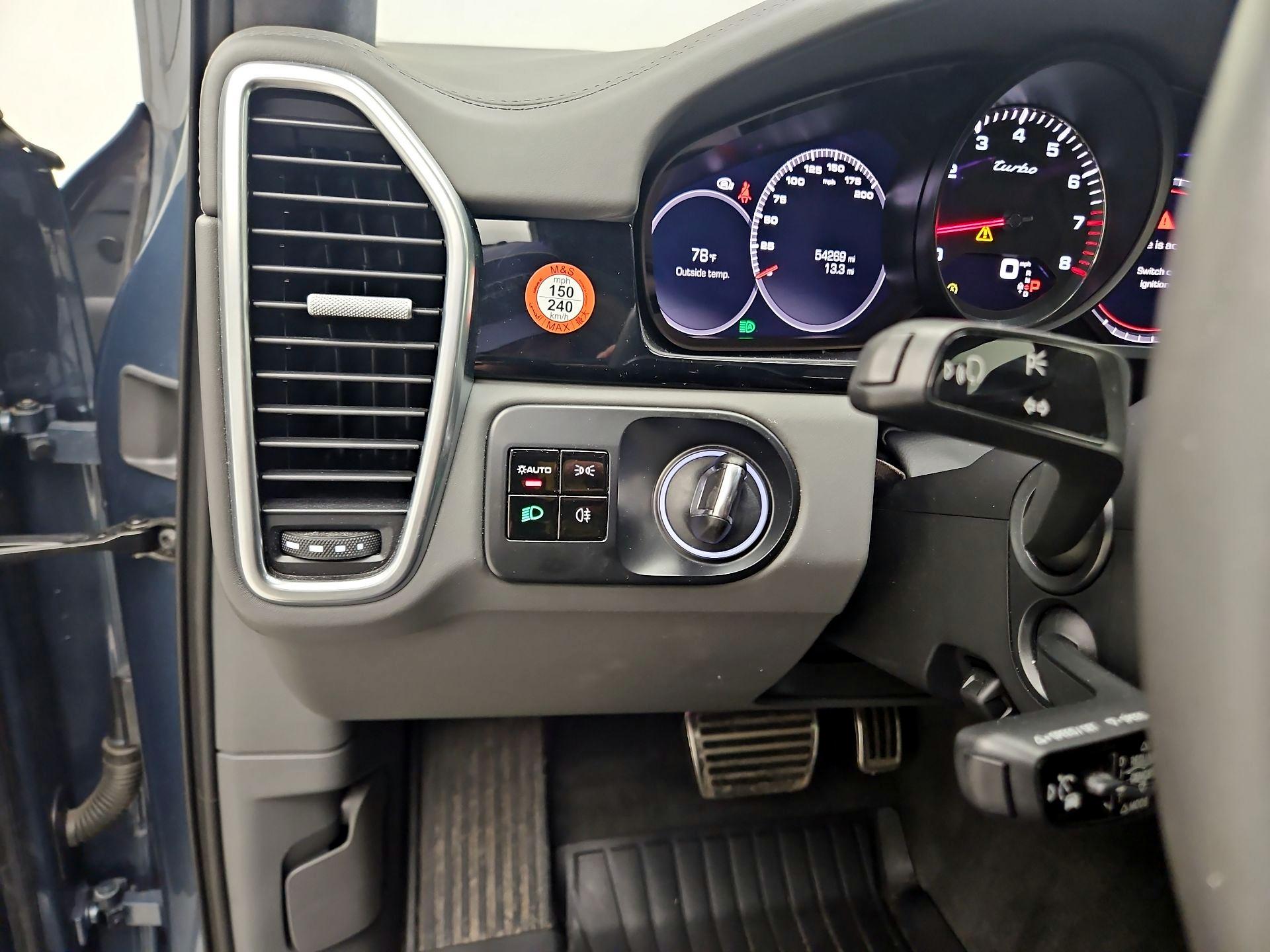 Thumbnail: 2019 Porsche Cayenne - 13