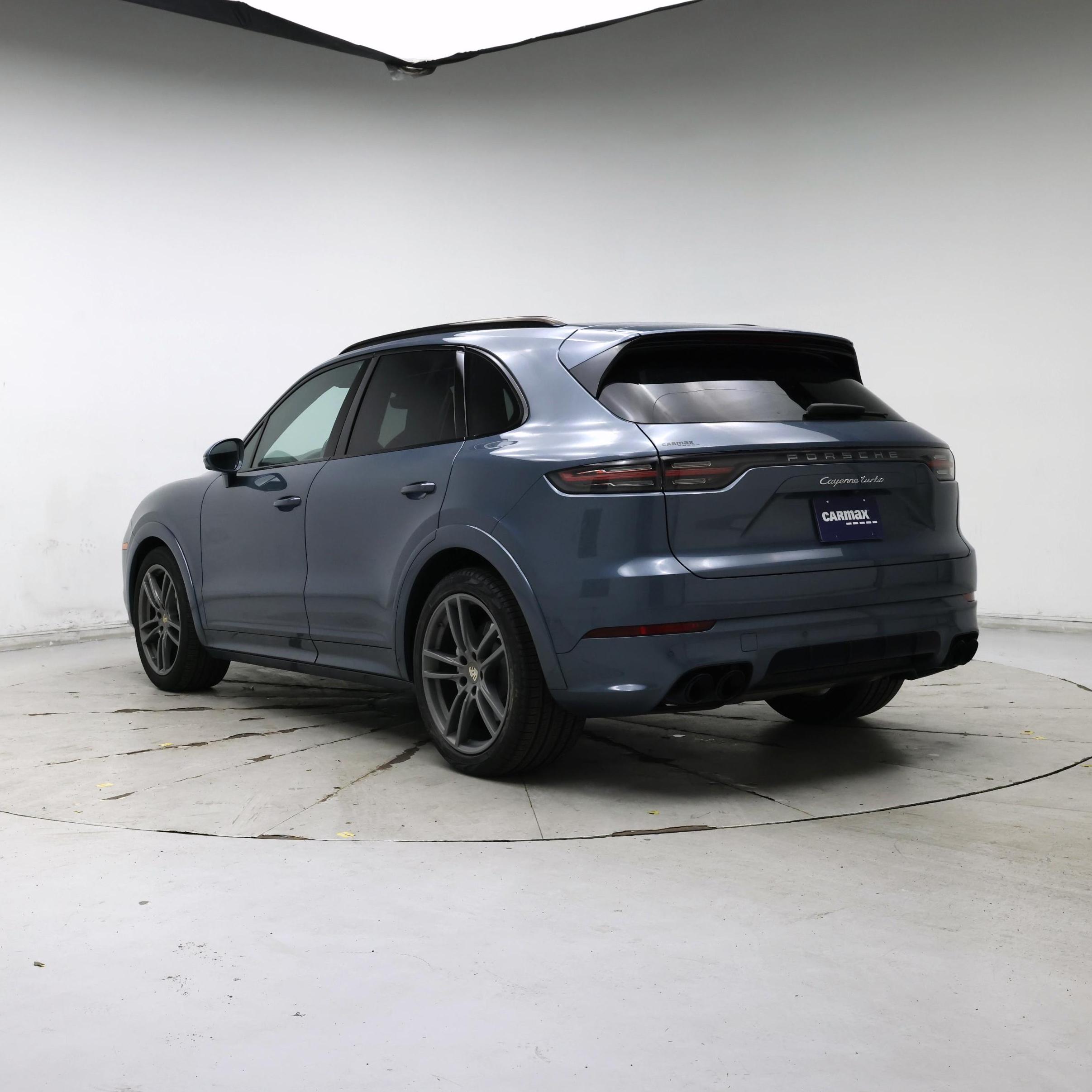 Thumbnail: 2019 Porsche Cayenne - 2