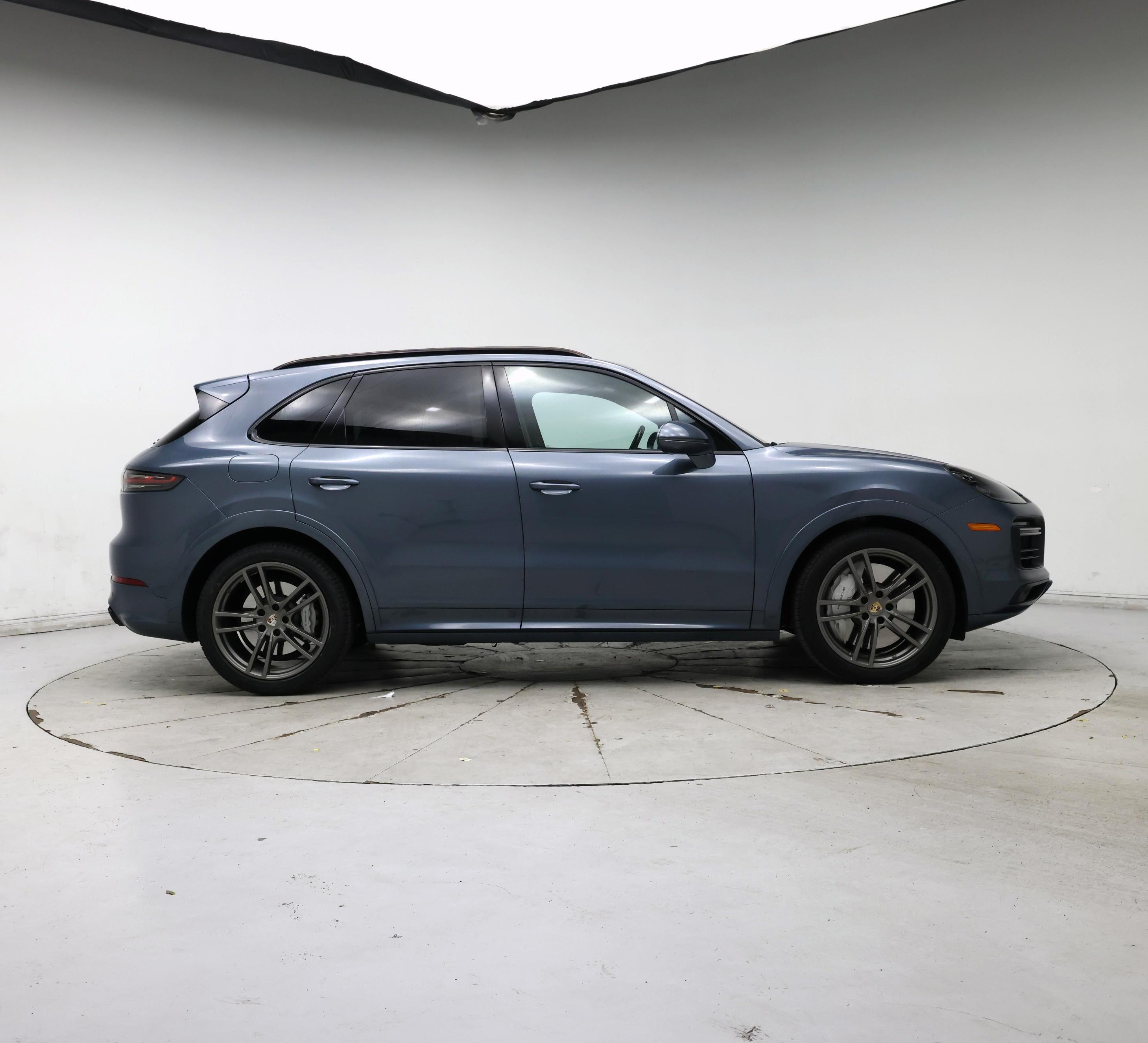 Thumbnail: 2019 Porsche Cayenne - 7