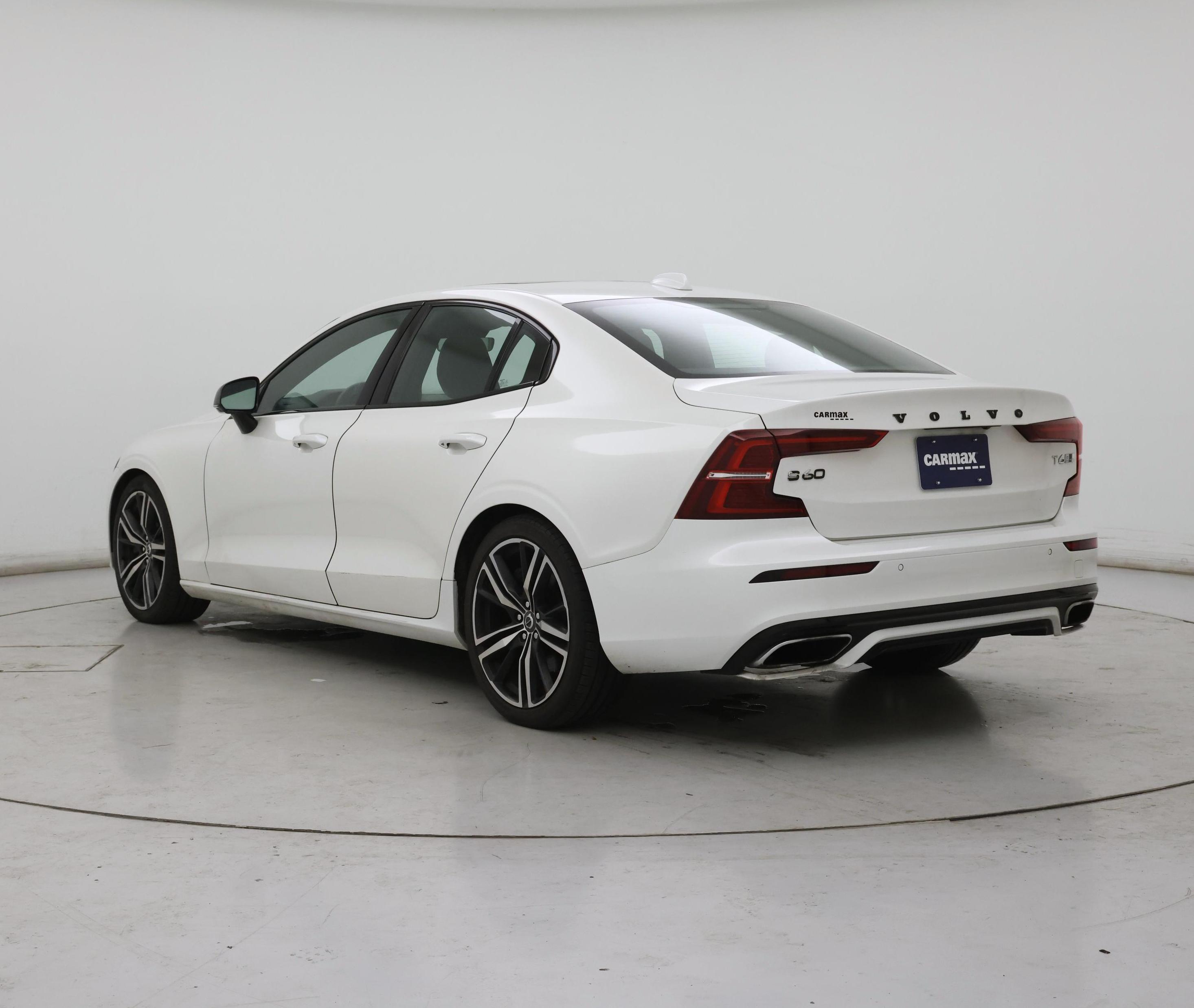 Thumbnail: 2019 Volvo S60 - 2