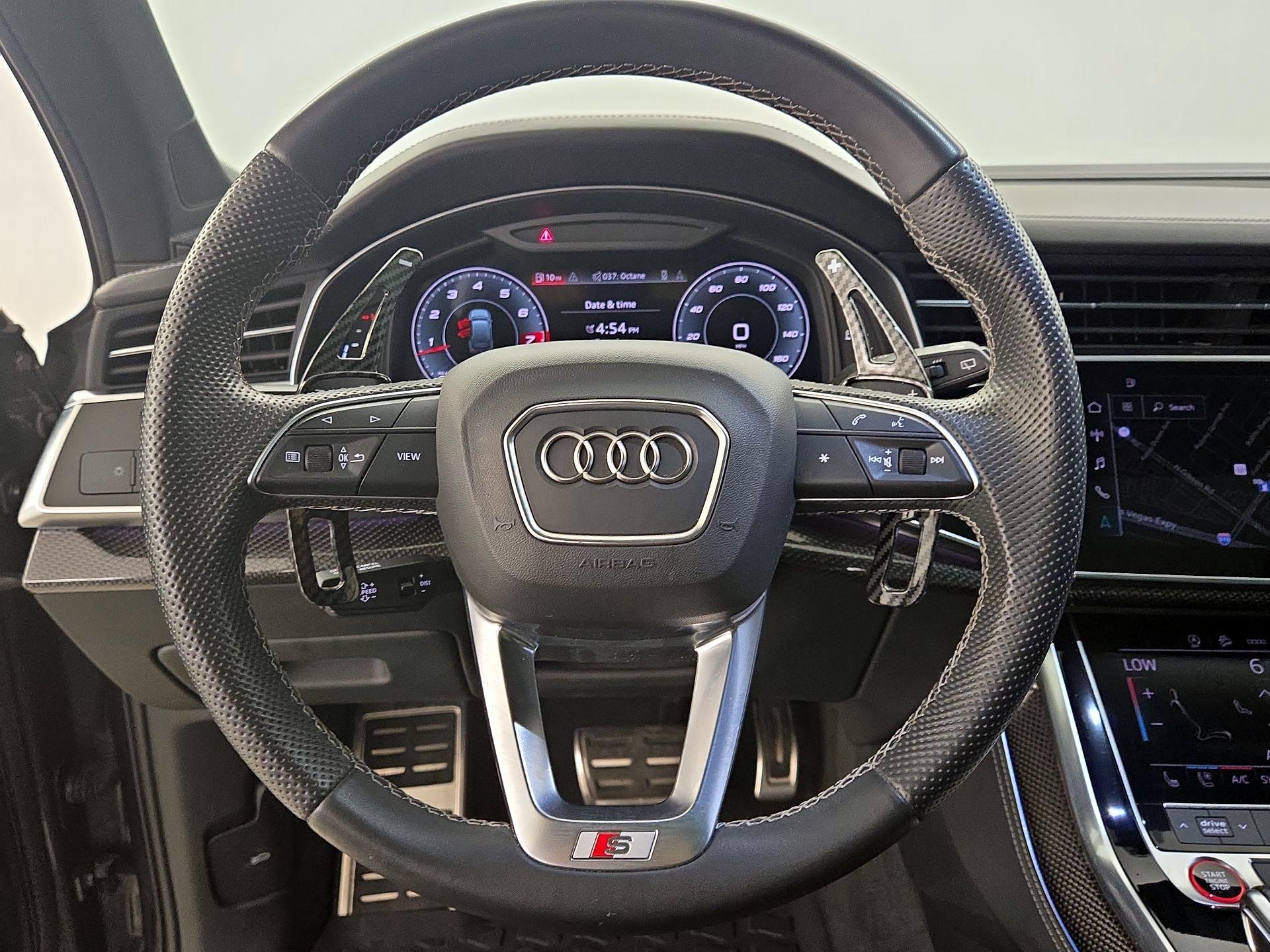 Thumbnail: 2021 Audi SQ7 - 10