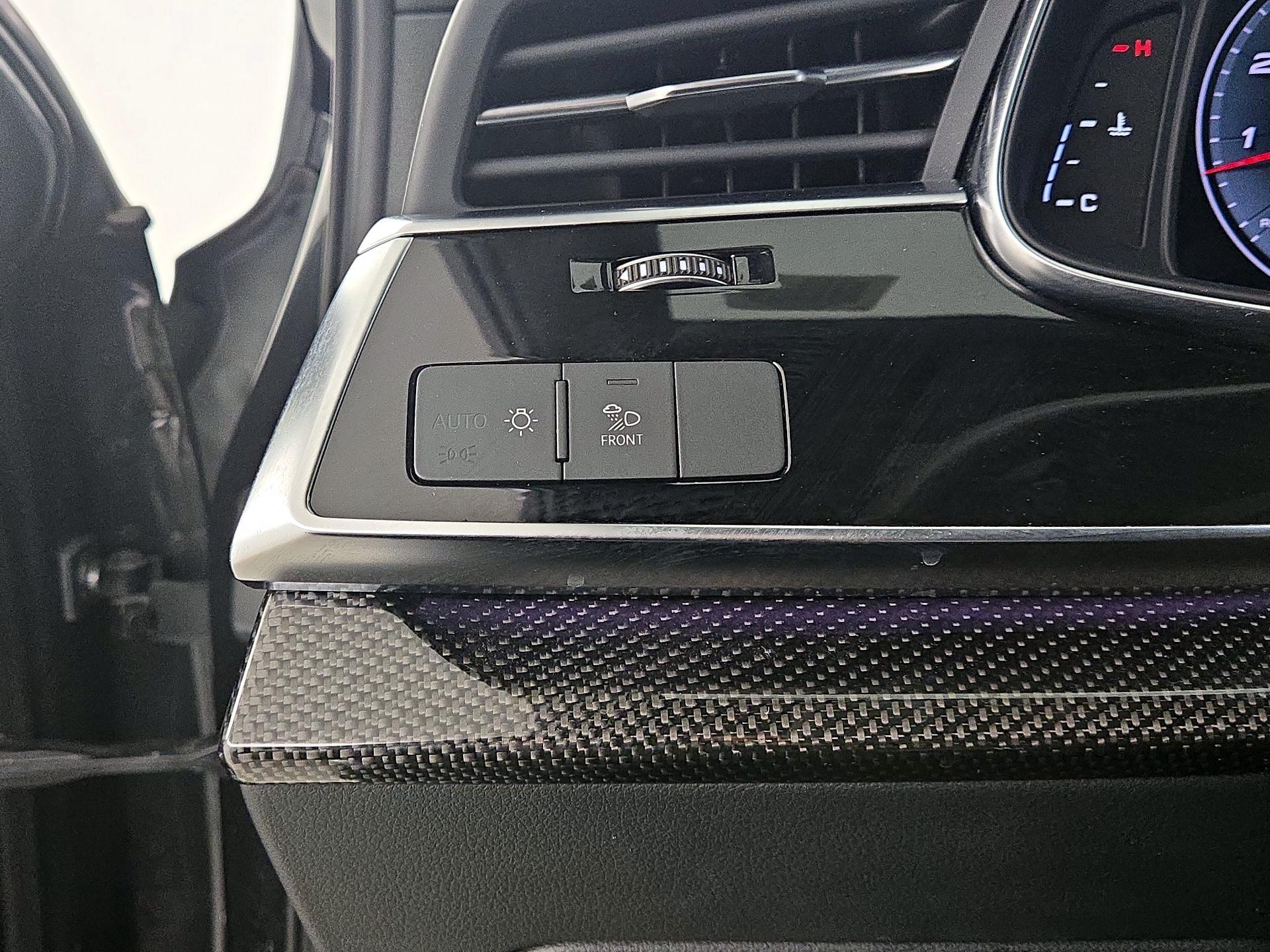 Thumbnail: 2021 Audi SQ7 - 13