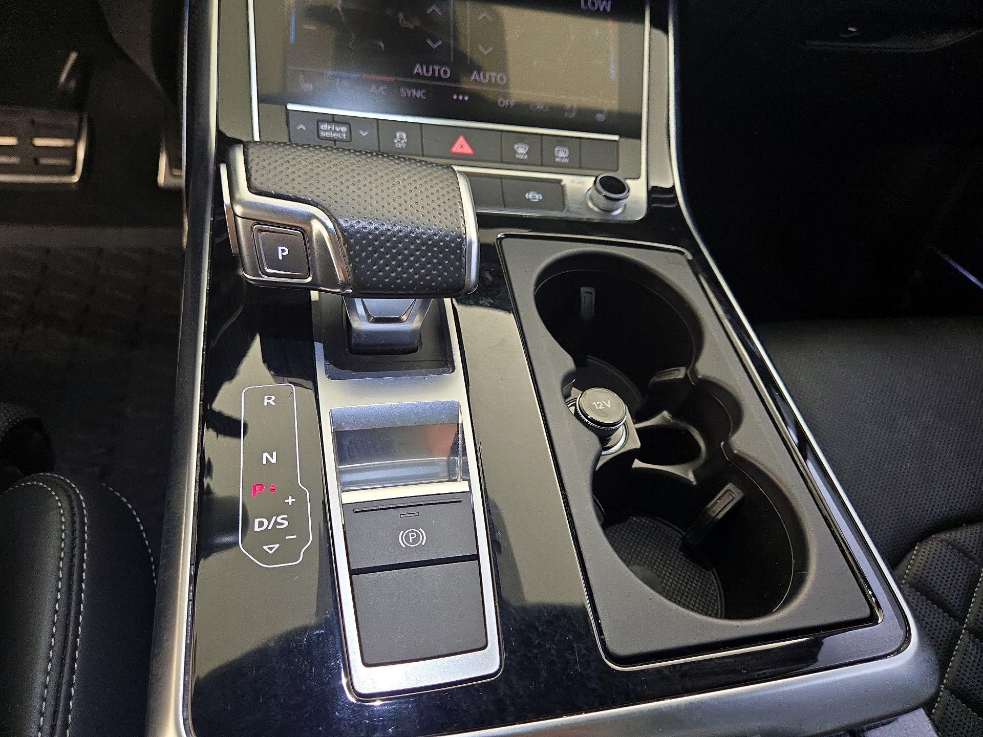 Thumbnail: 2021 Audi SQ7 - 18