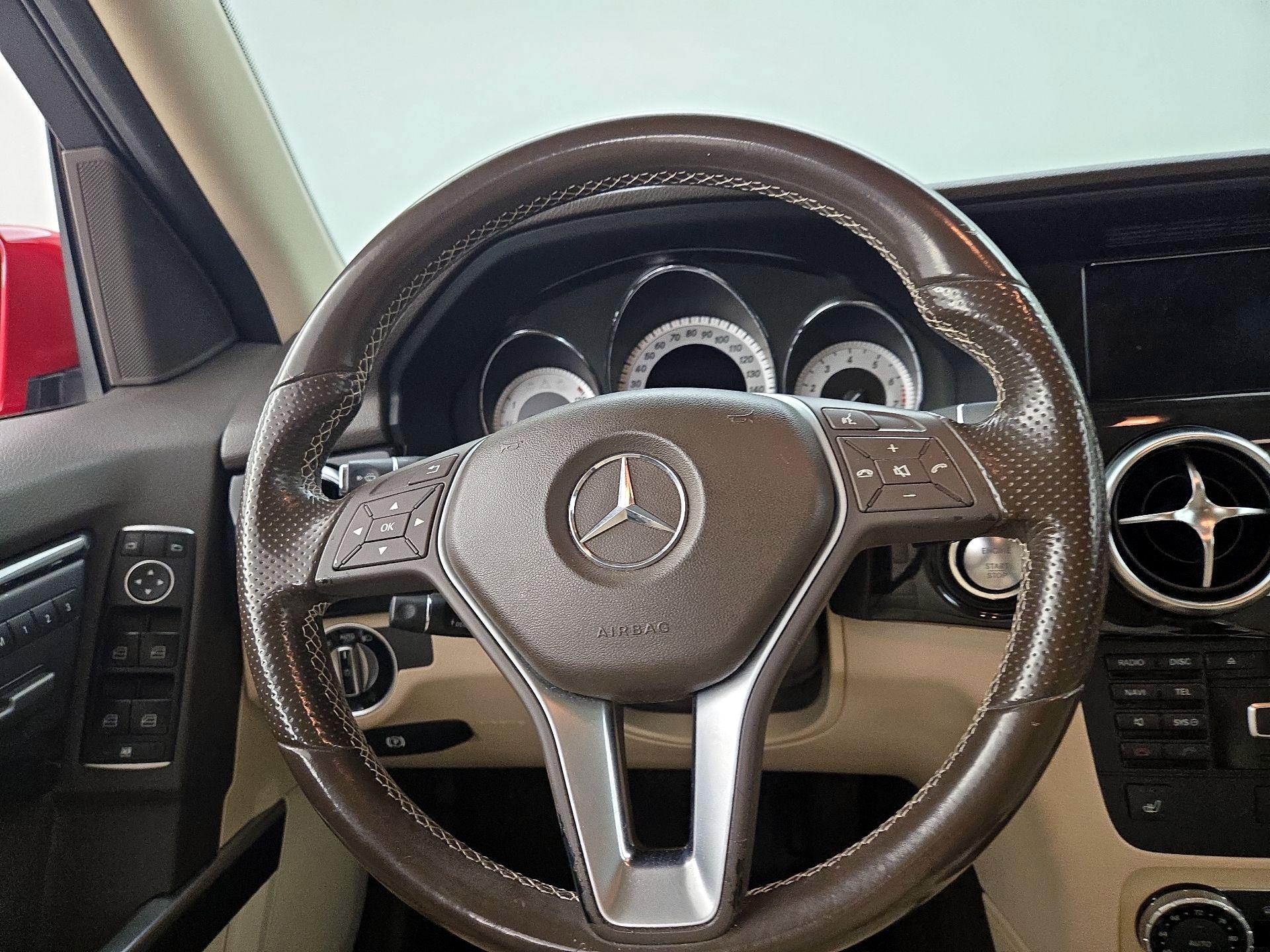 Thumbnail: 2015 Mercedes-Benz GLK - 10