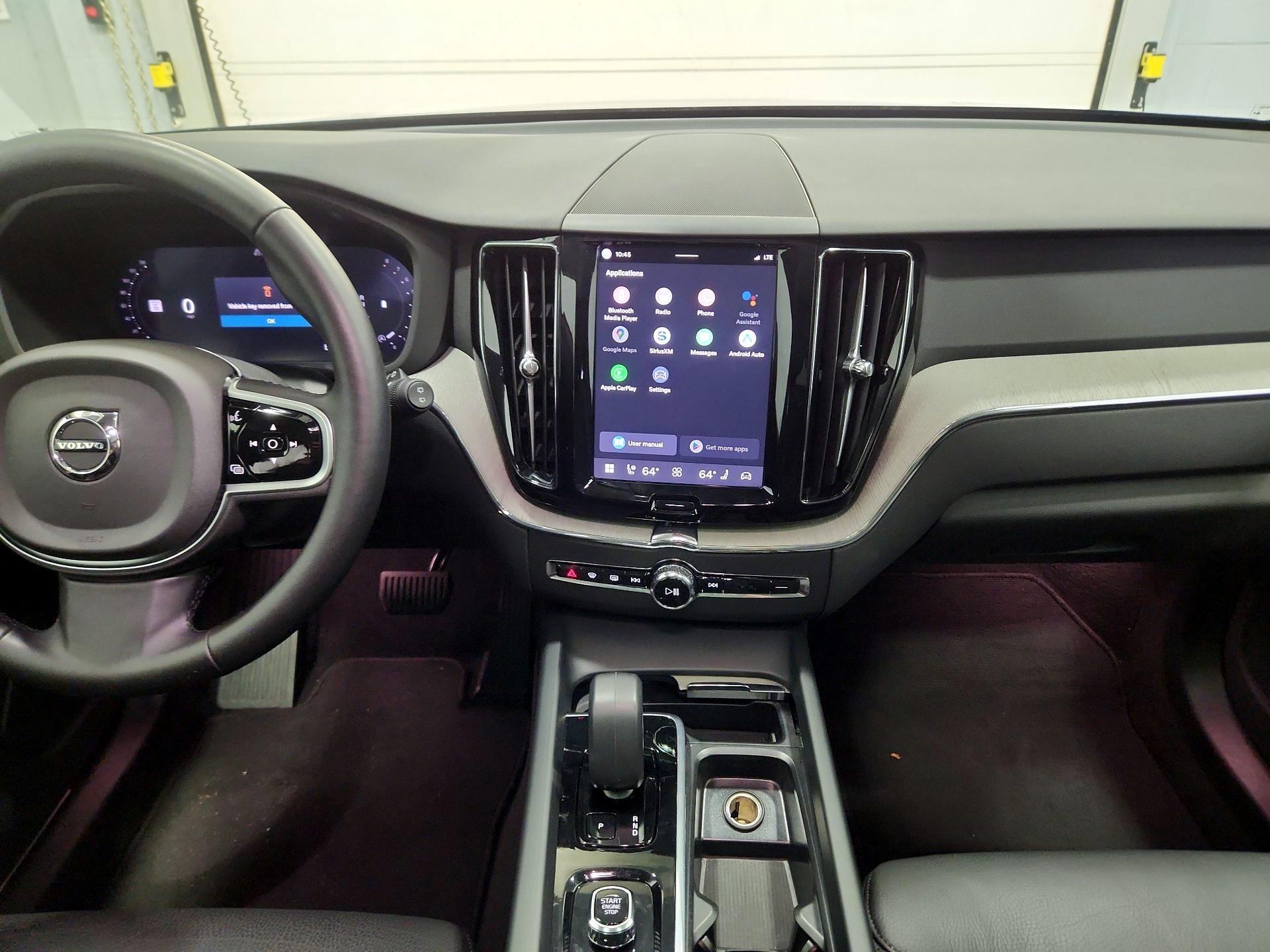 Thumbnail: 2025 Volvo XC60 - 9