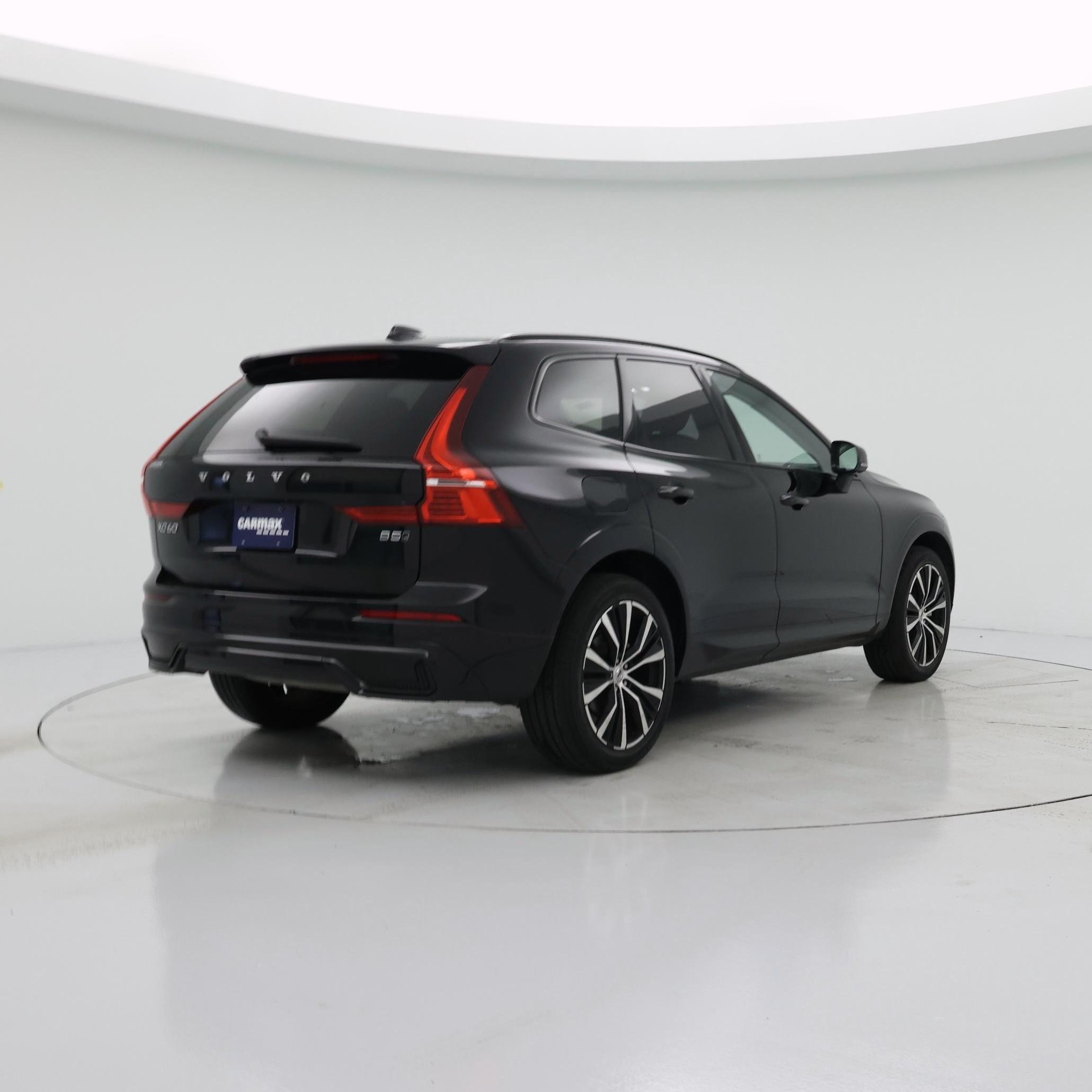 Thumbnail: 2025 Volvo XC60 - 8