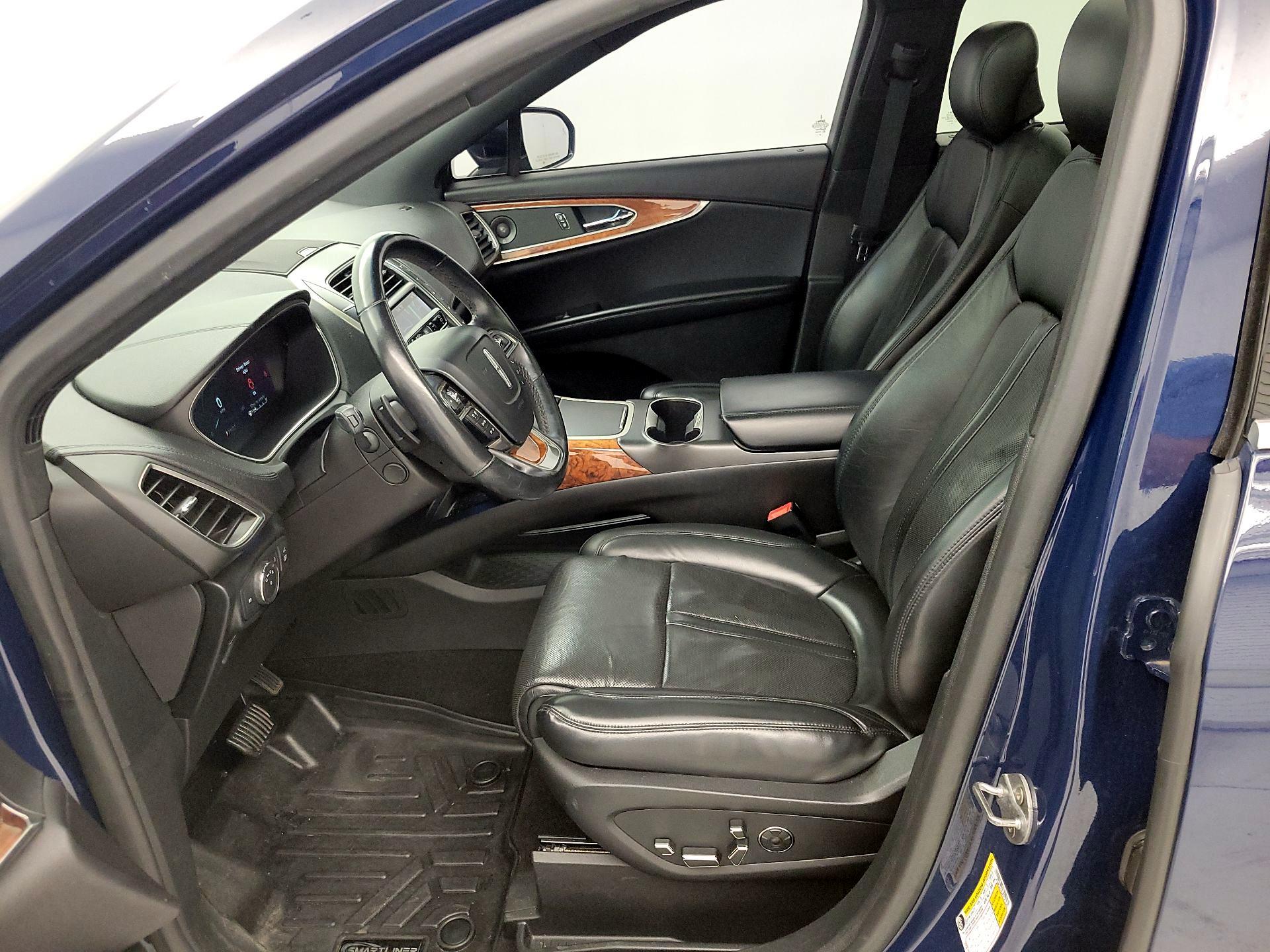 Thumbnail: 2019 Lincoln Nautilus - 11