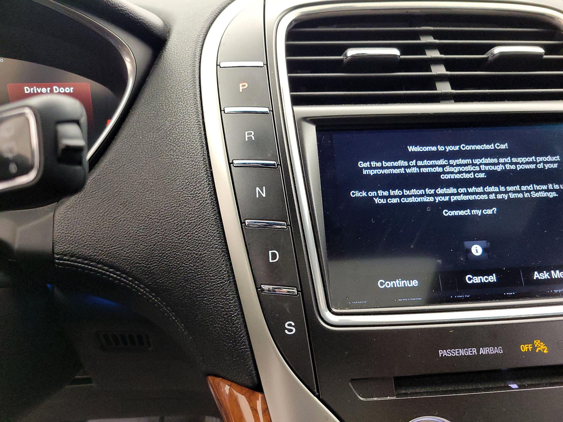 Thumbnail: 2019 Lincoln Nautilus - 18