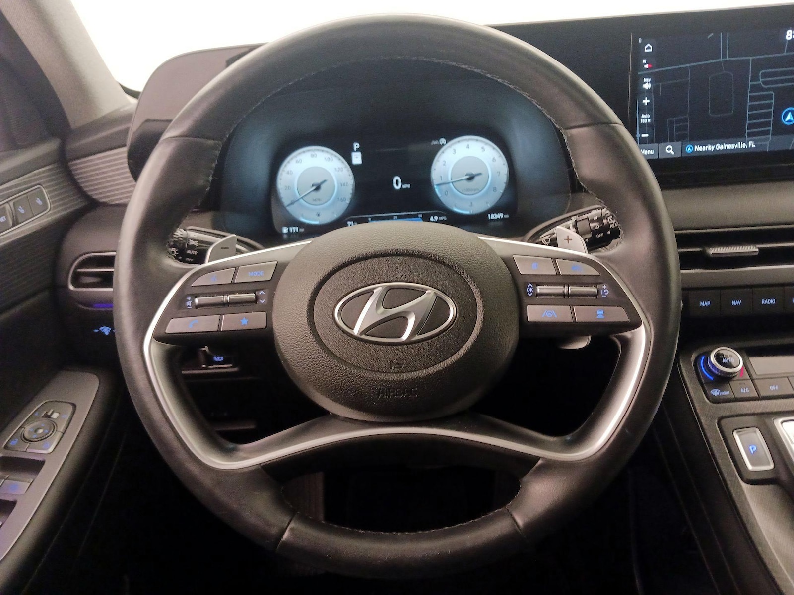 2024 Hyundai Palisade Limited - Photo 11