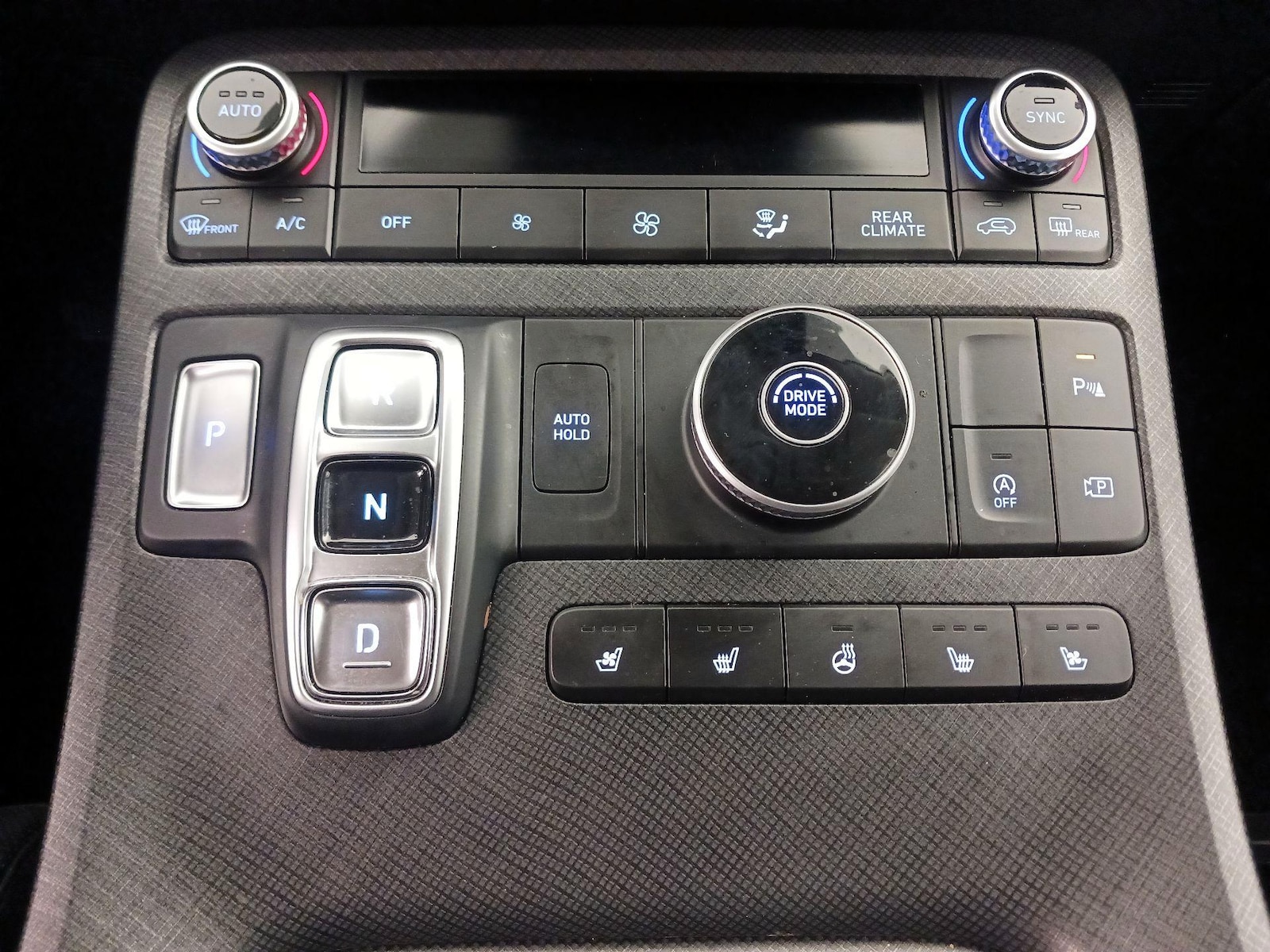 2024 Hyundai Palisade Limited - Photo 19