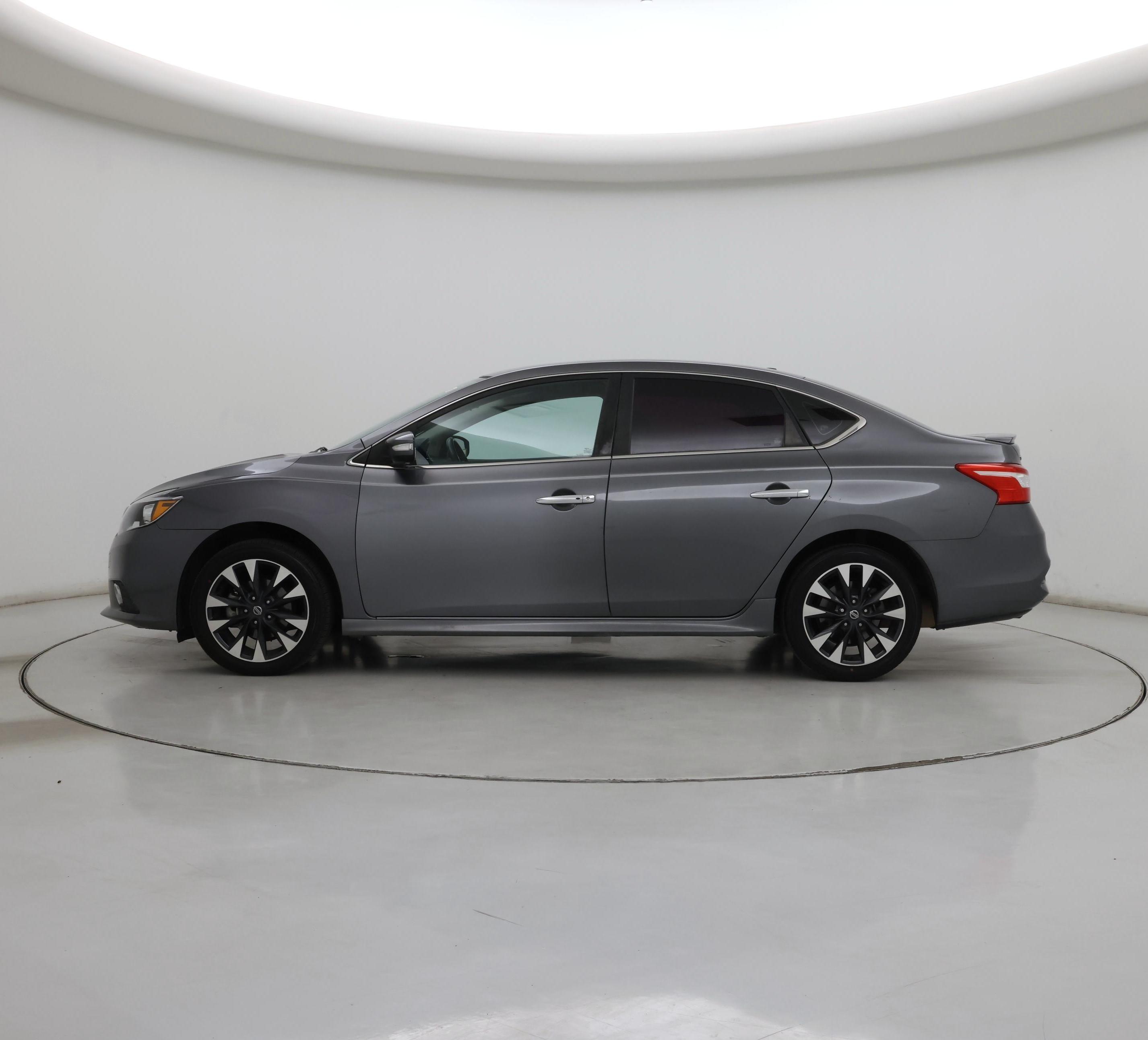 Thumbnail: 2018 Nissan Sentra - 3