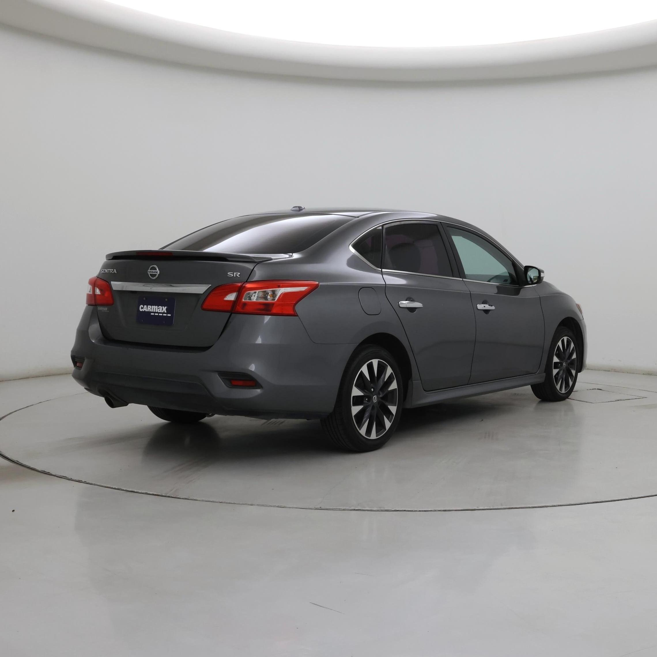 Thumbnail: 2018 Nissan Sentra - 8