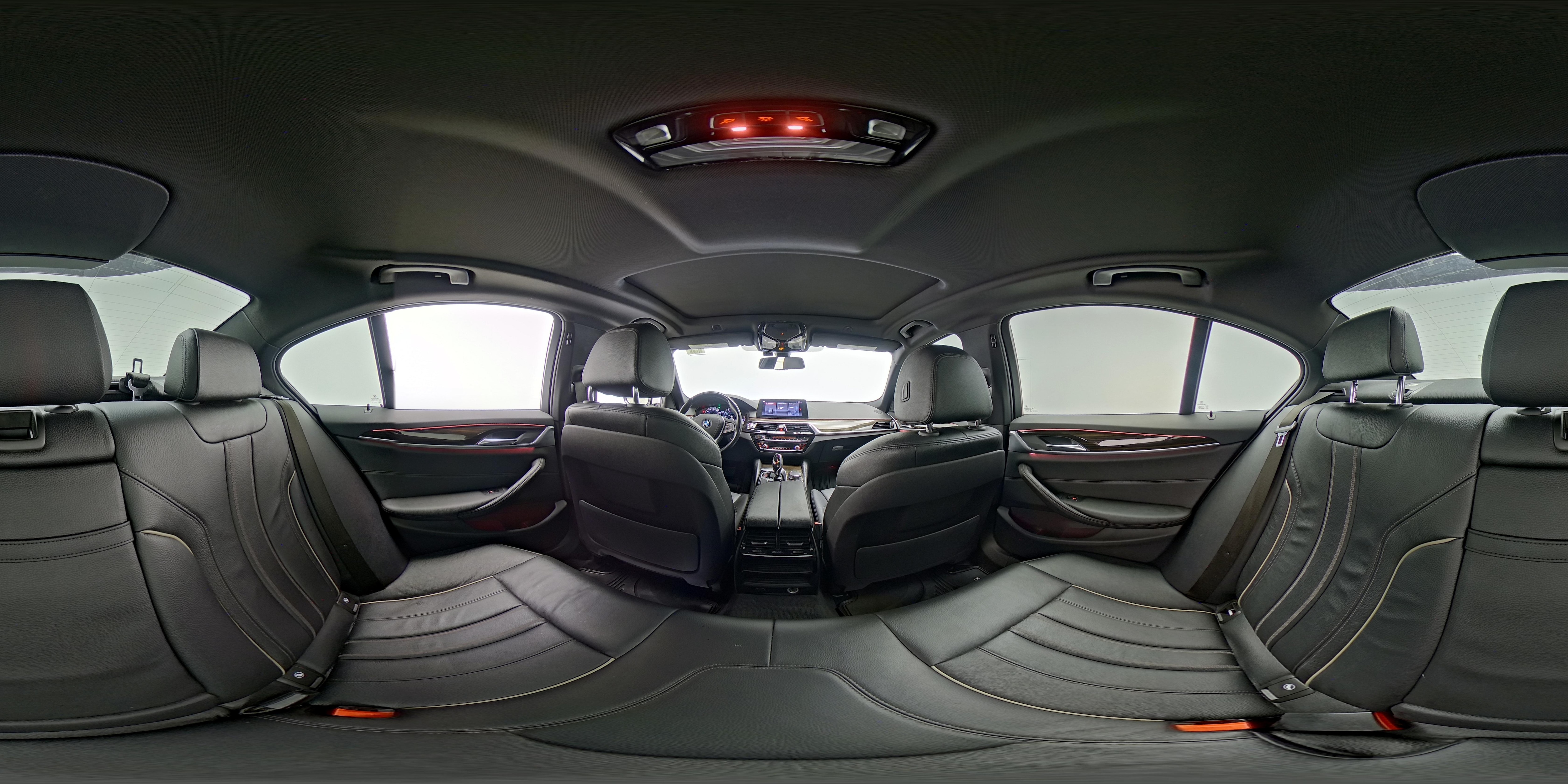 2018 BMW 5 Series 540i - Photo 24