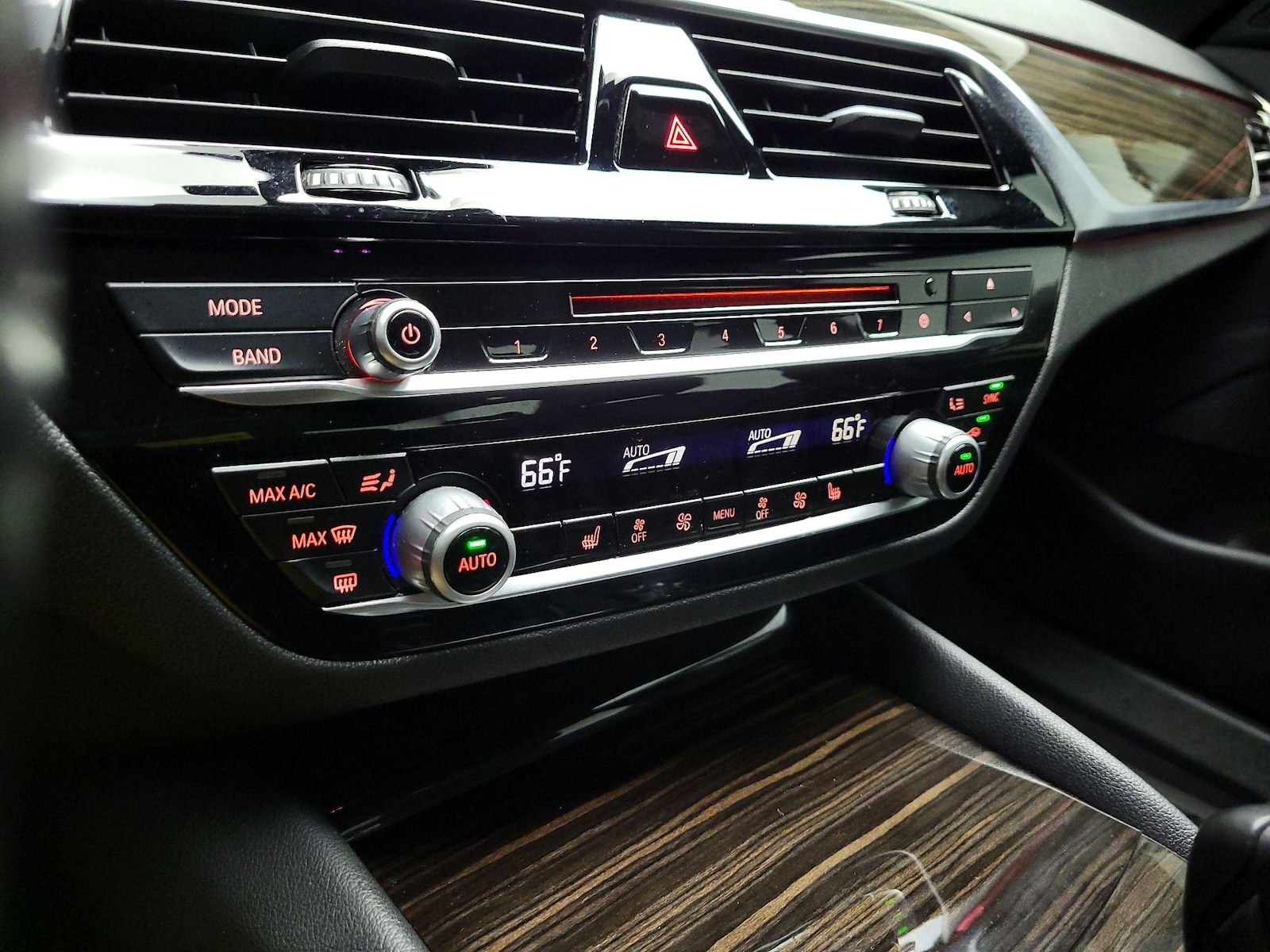 2018 BMW 5 Series 540i - Photo 16