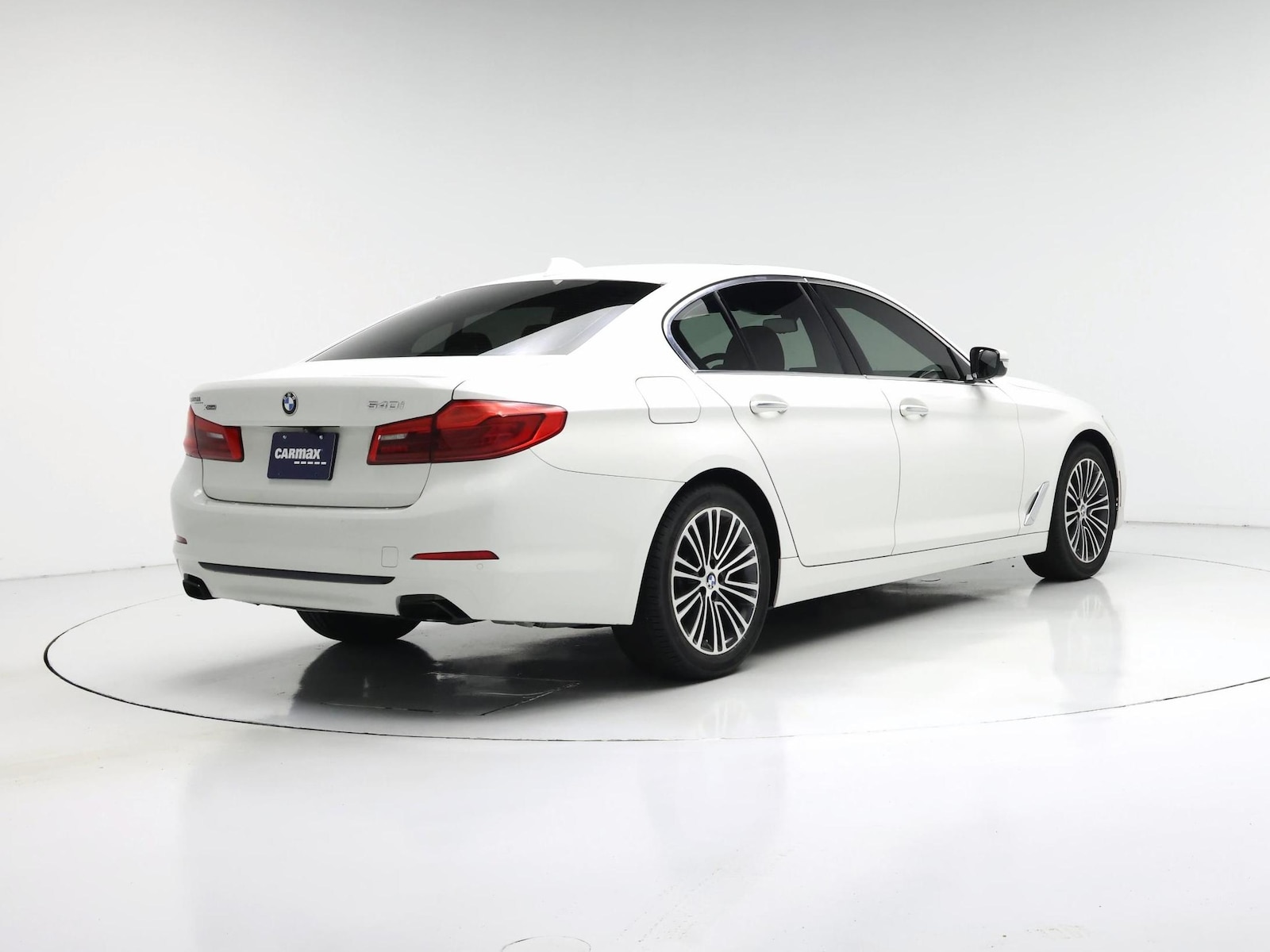 2018 BMW 5 Series 540i - Photo 9