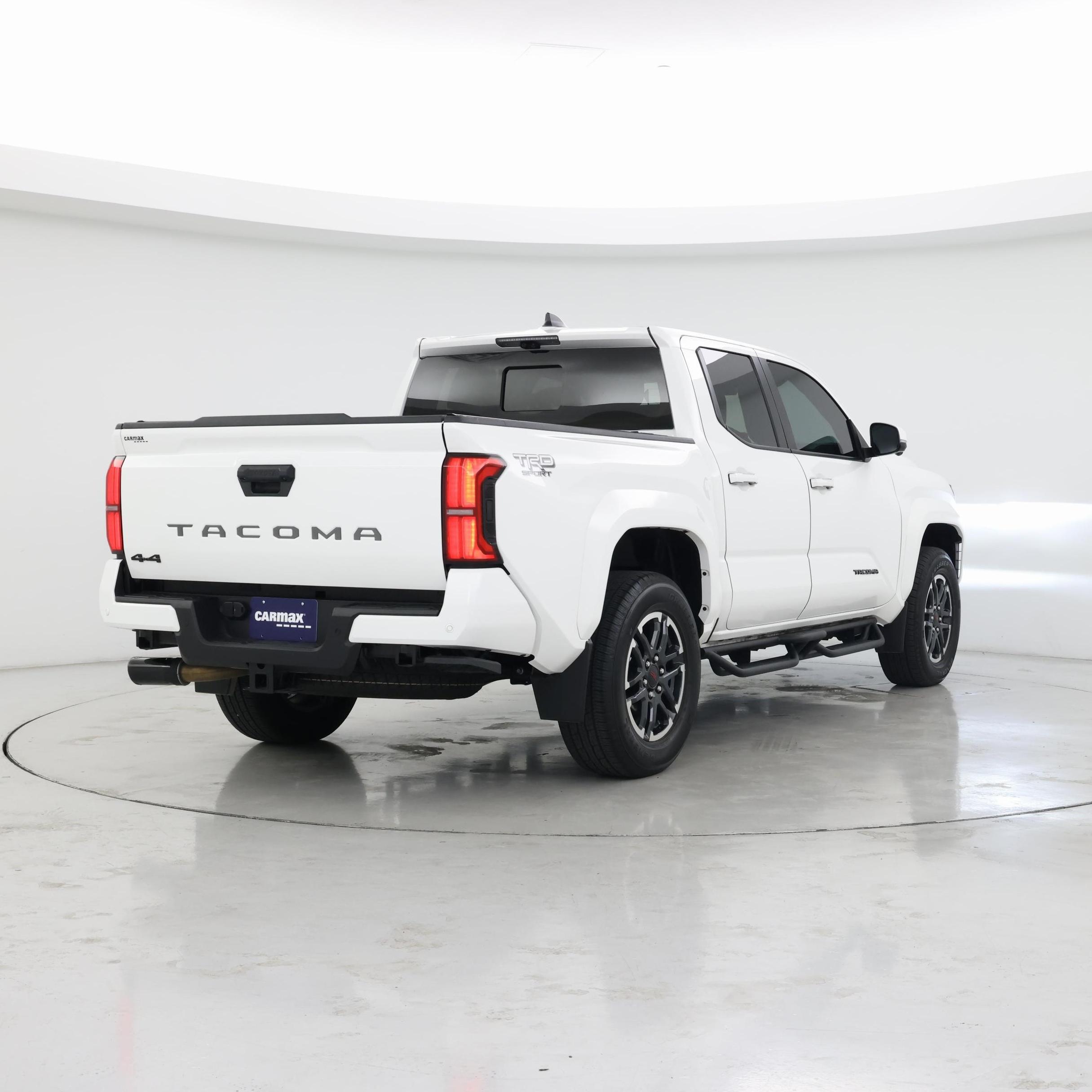 Thumbnail: 2024 Toyota Tacoma - 8