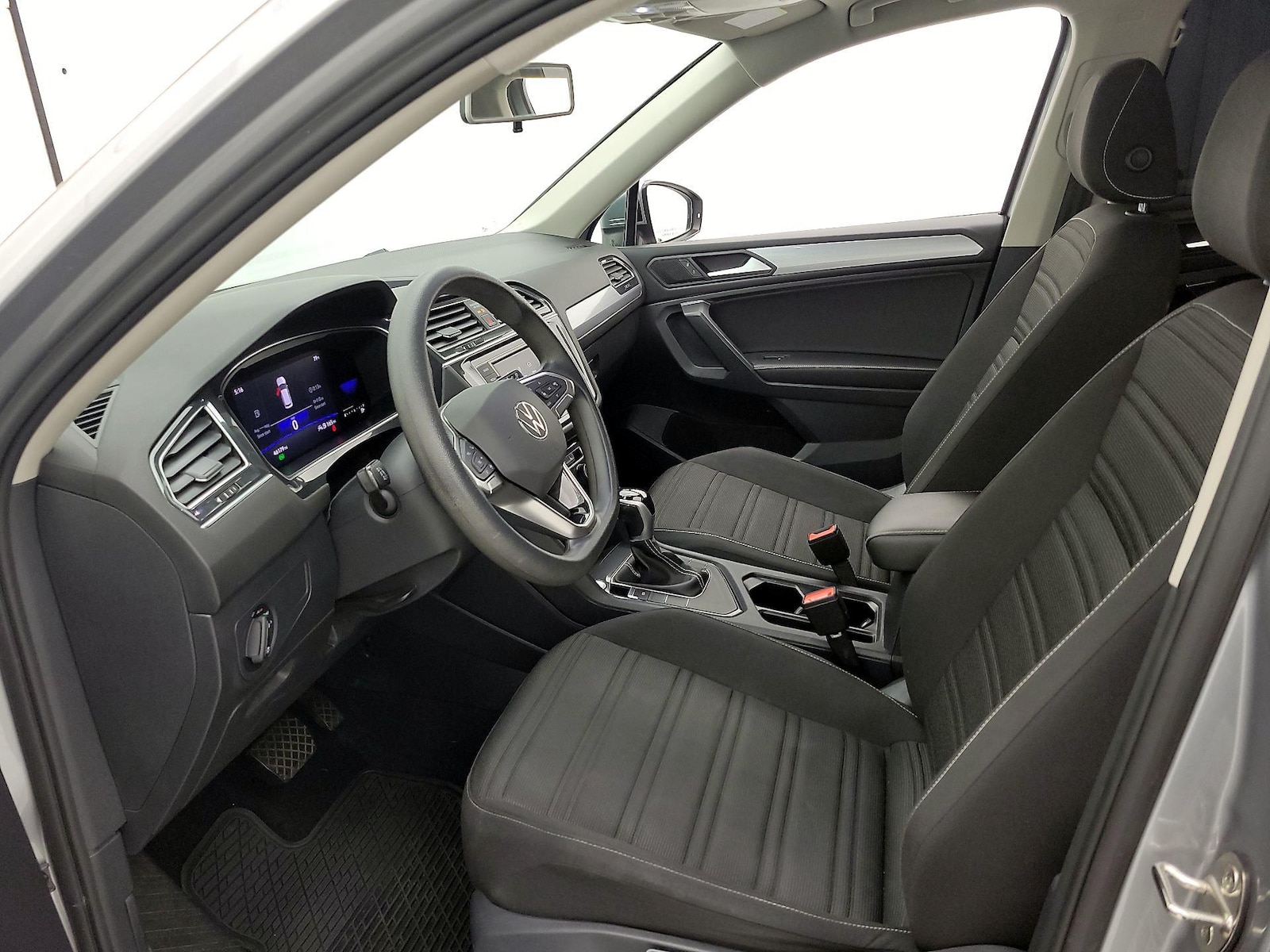 2022 Volkswagen Tiguan S - Photo 12
