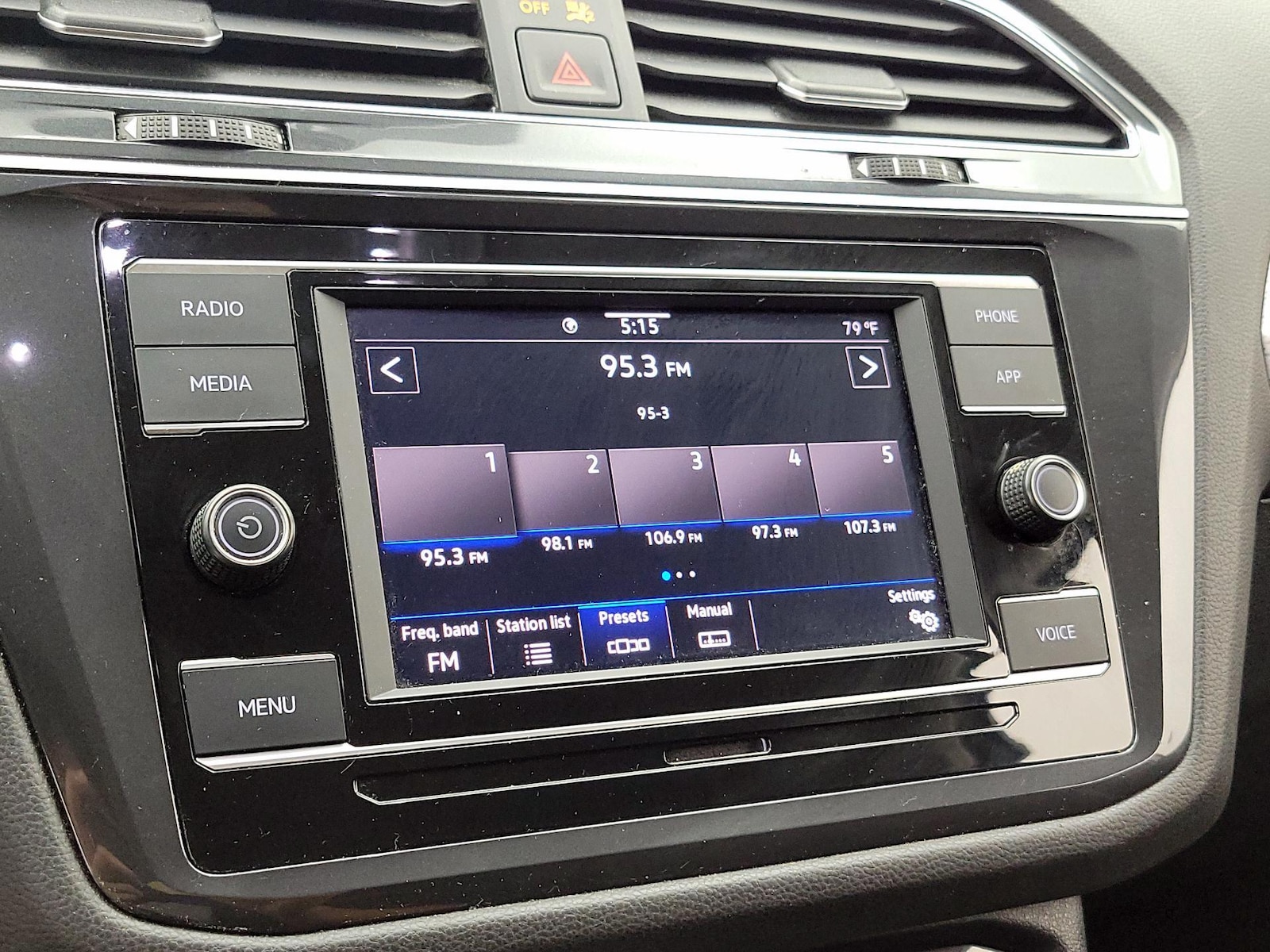 2022 Volkswagen Tiguan S - Photo 16