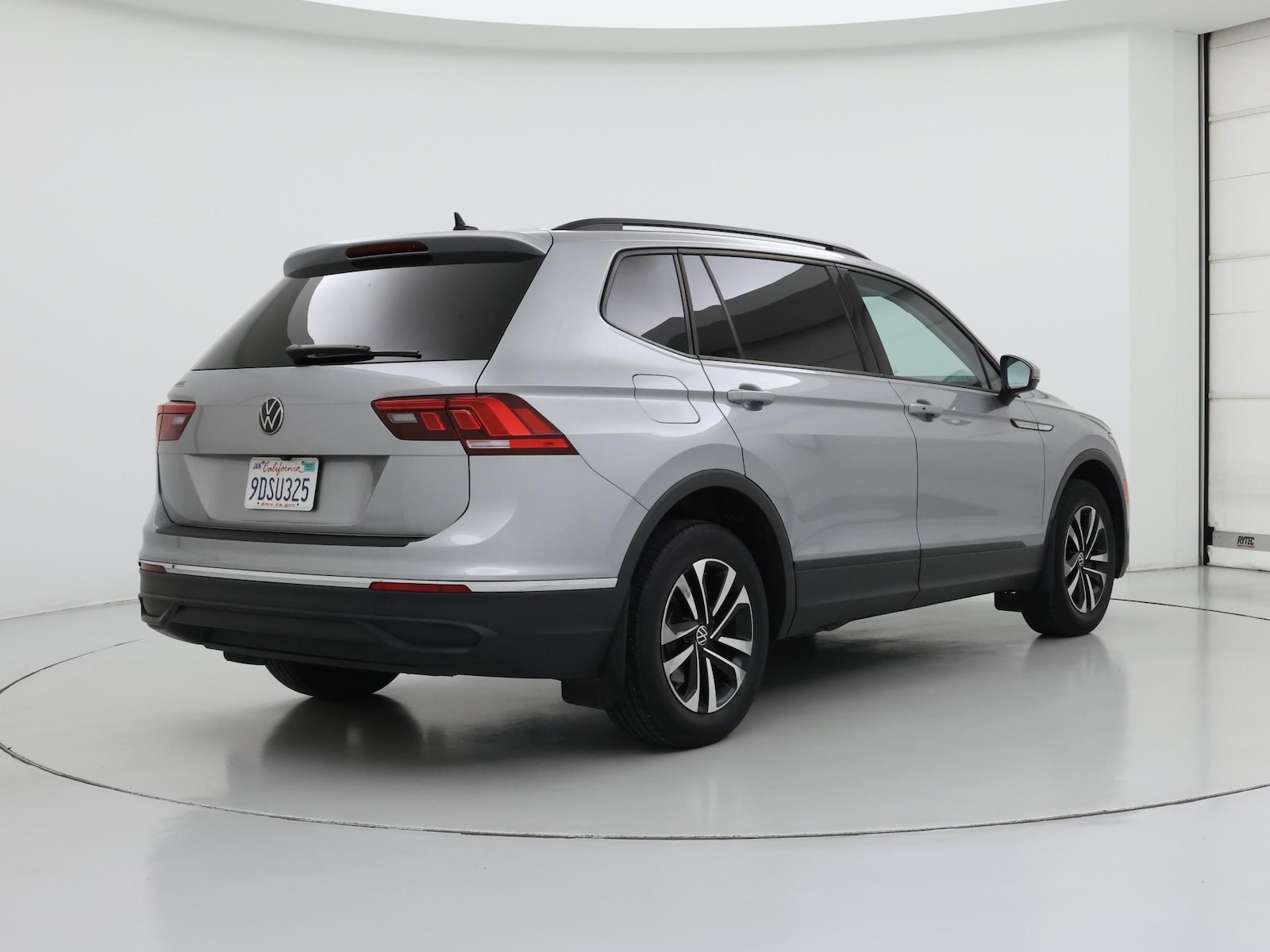 2022 Volkswagen Tiguan S - Photo 9