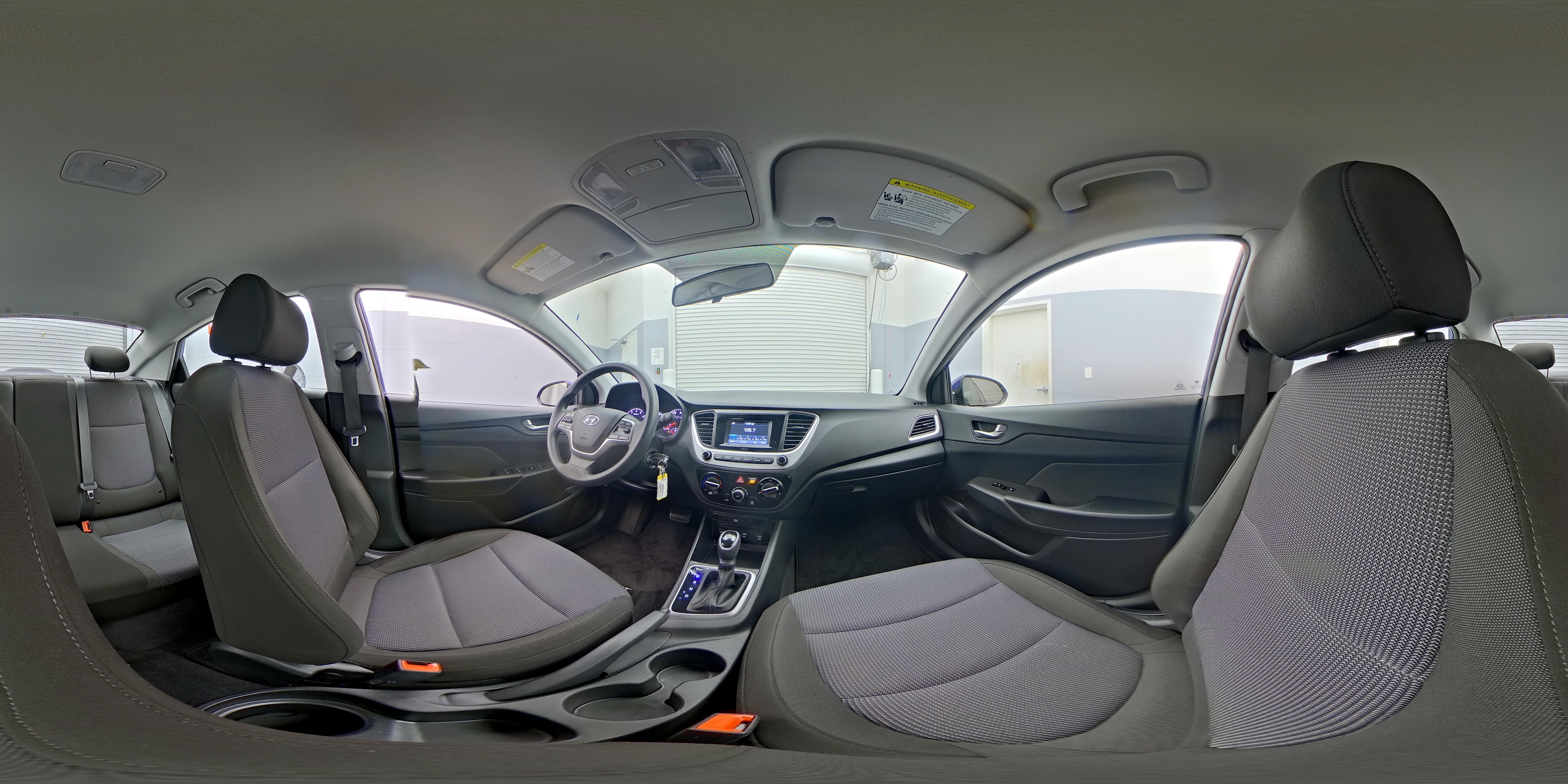 2022 Hyundai Accent SE - Photo 24