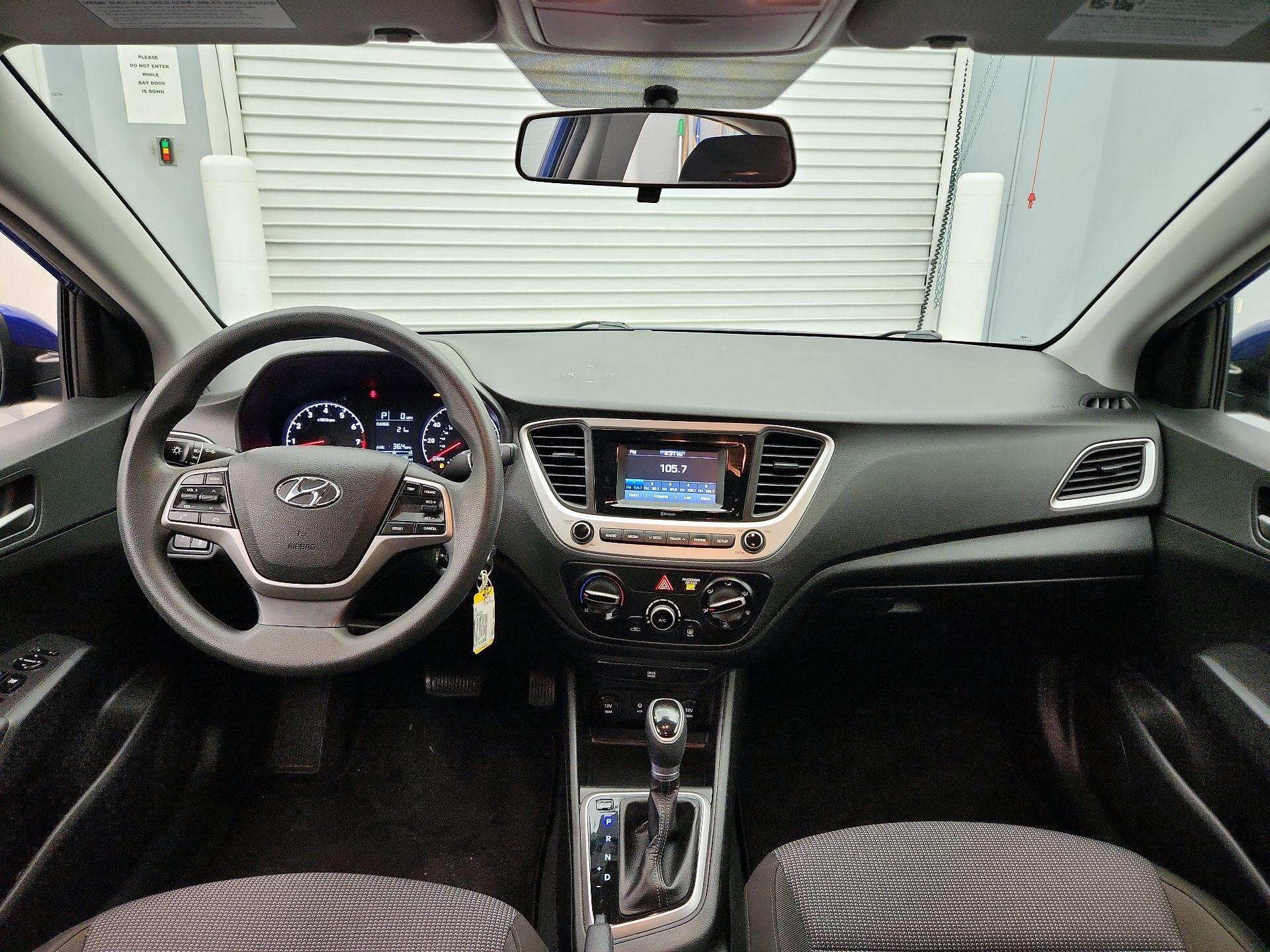 Thumbnail: 2022 Hyundai Accent - 9