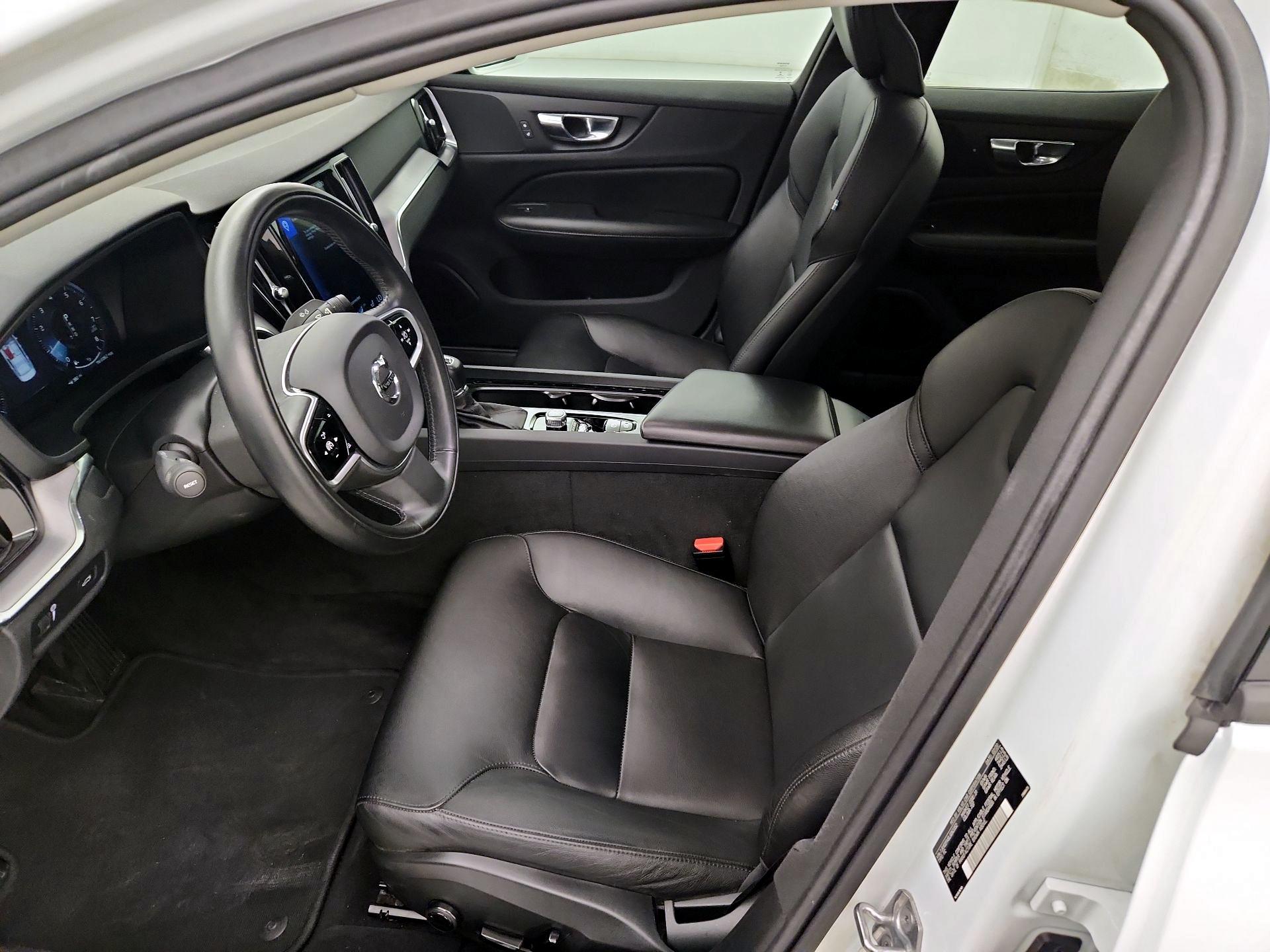 Thumbnail: 2020 Volvo S60 - 11