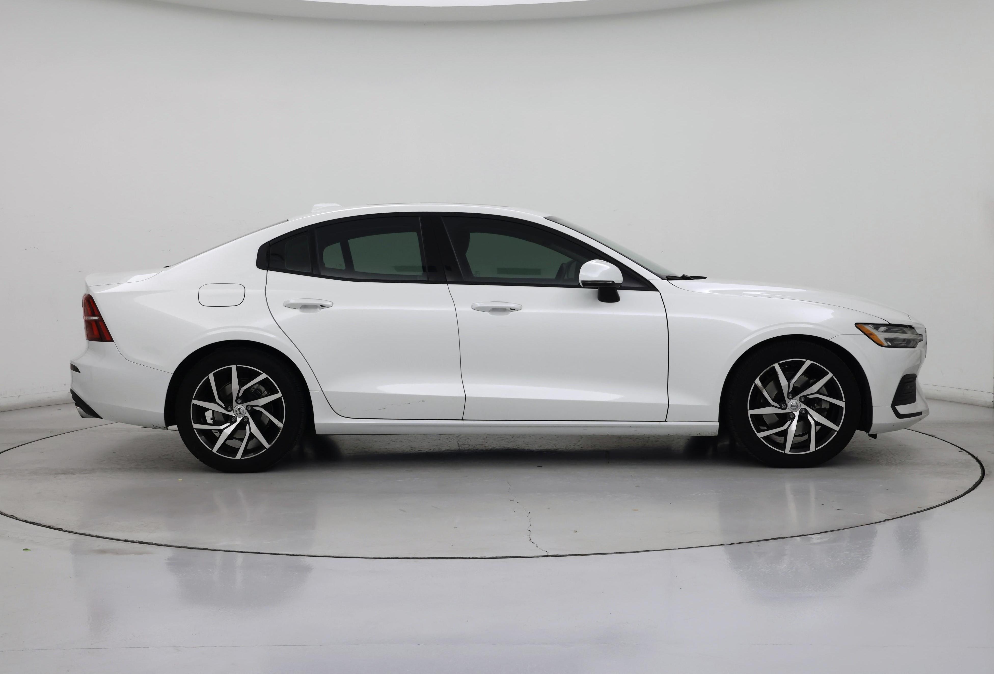 Thumbnail: 2020 Volvo S60 - 7