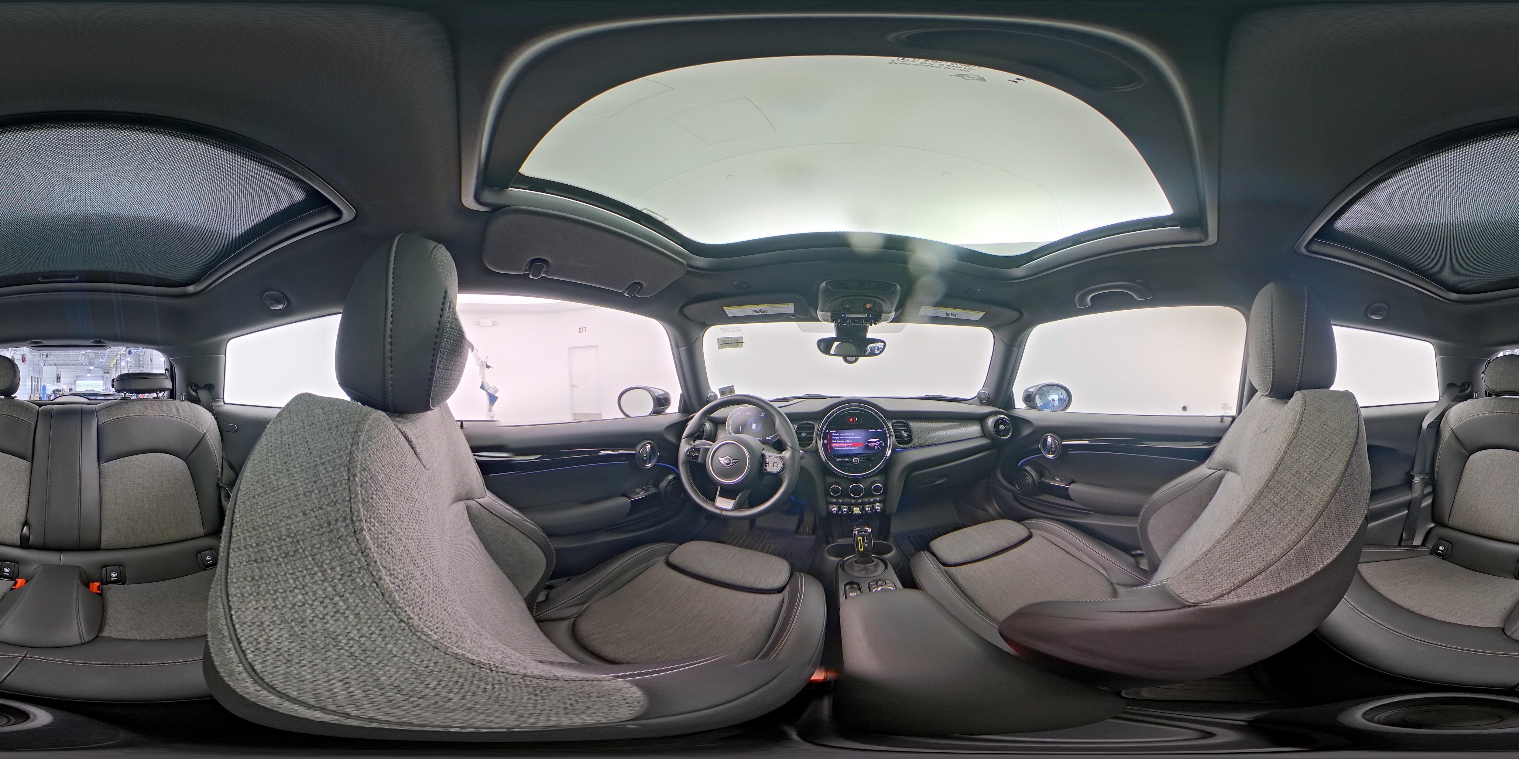 2023 MINI Hardtop 2 Door SE - Photo 24
