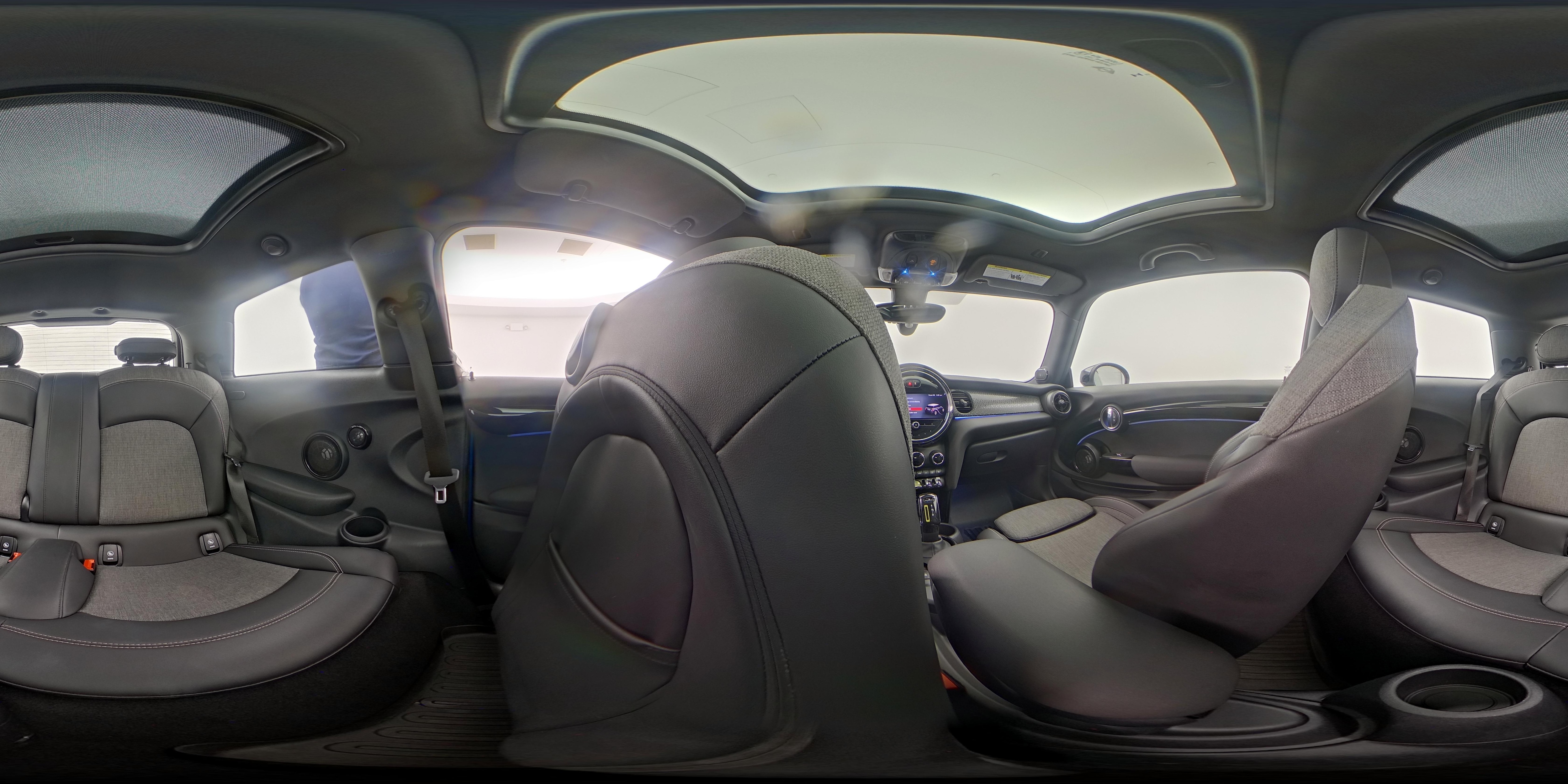 2023 MINI Hardtop 2 Door SE - Photo 25