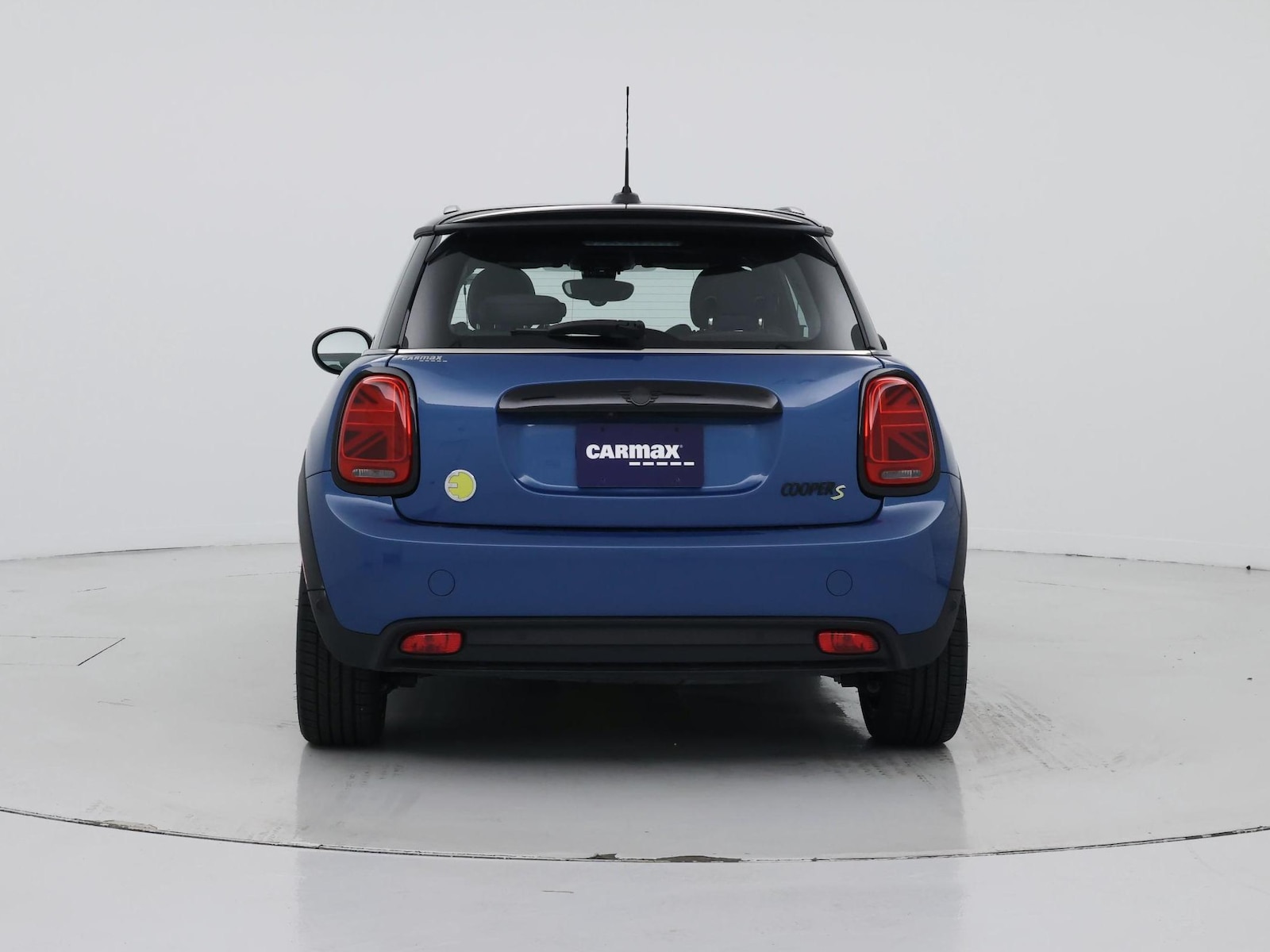 2023 MINI Hardtop 2 Door SE - Photo 7