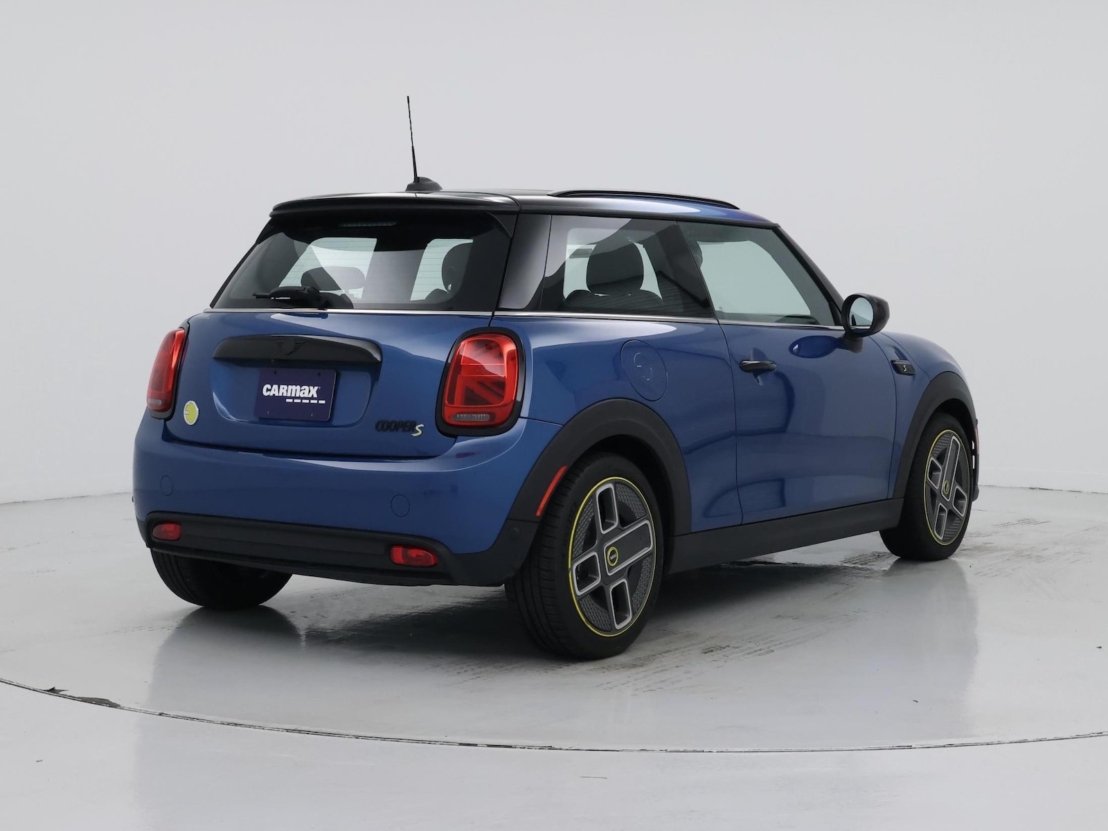 2023 MINI Hardtop 2 Door SE - Photo 9